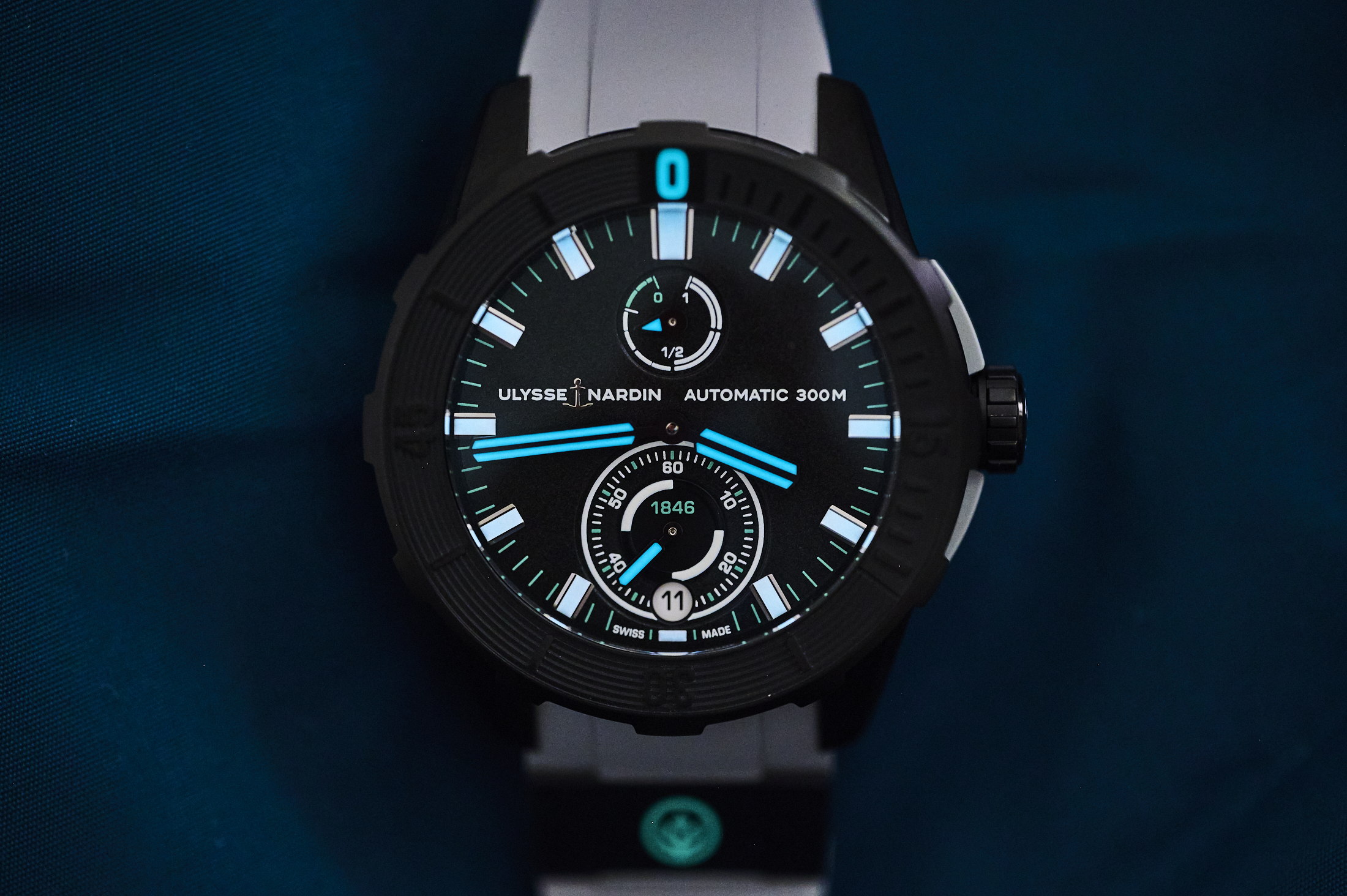 Ulysse Nardin One More Wave watch lume