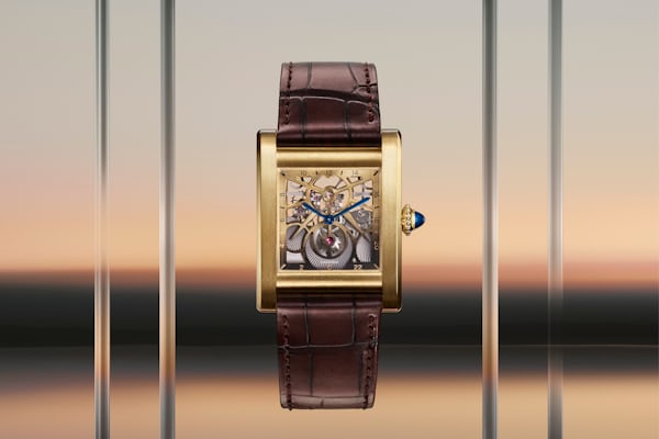 The Tank Normale Skeleton in yellow gold