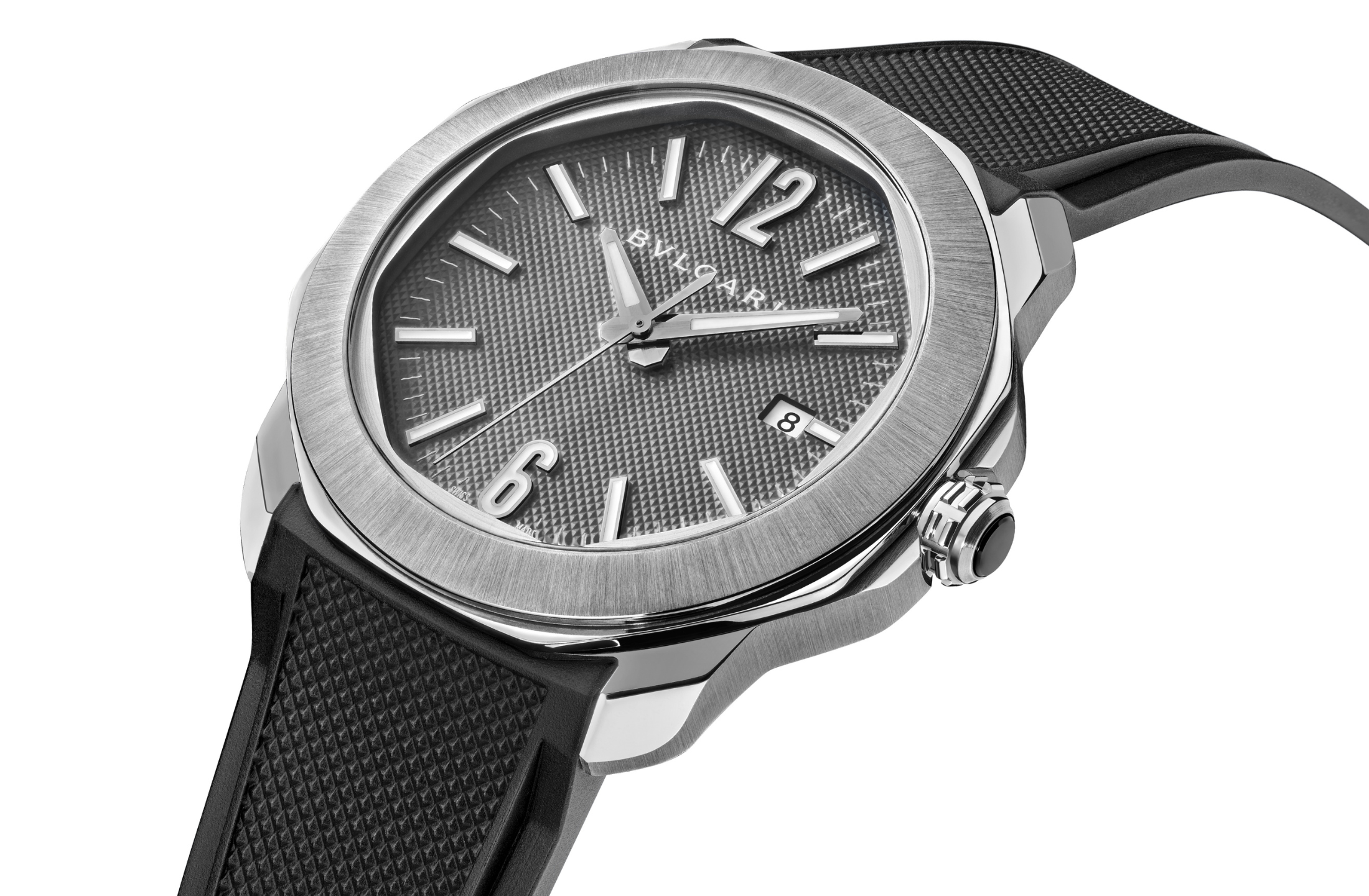 ブルガリから最新オクト ローマ コレクションが登場