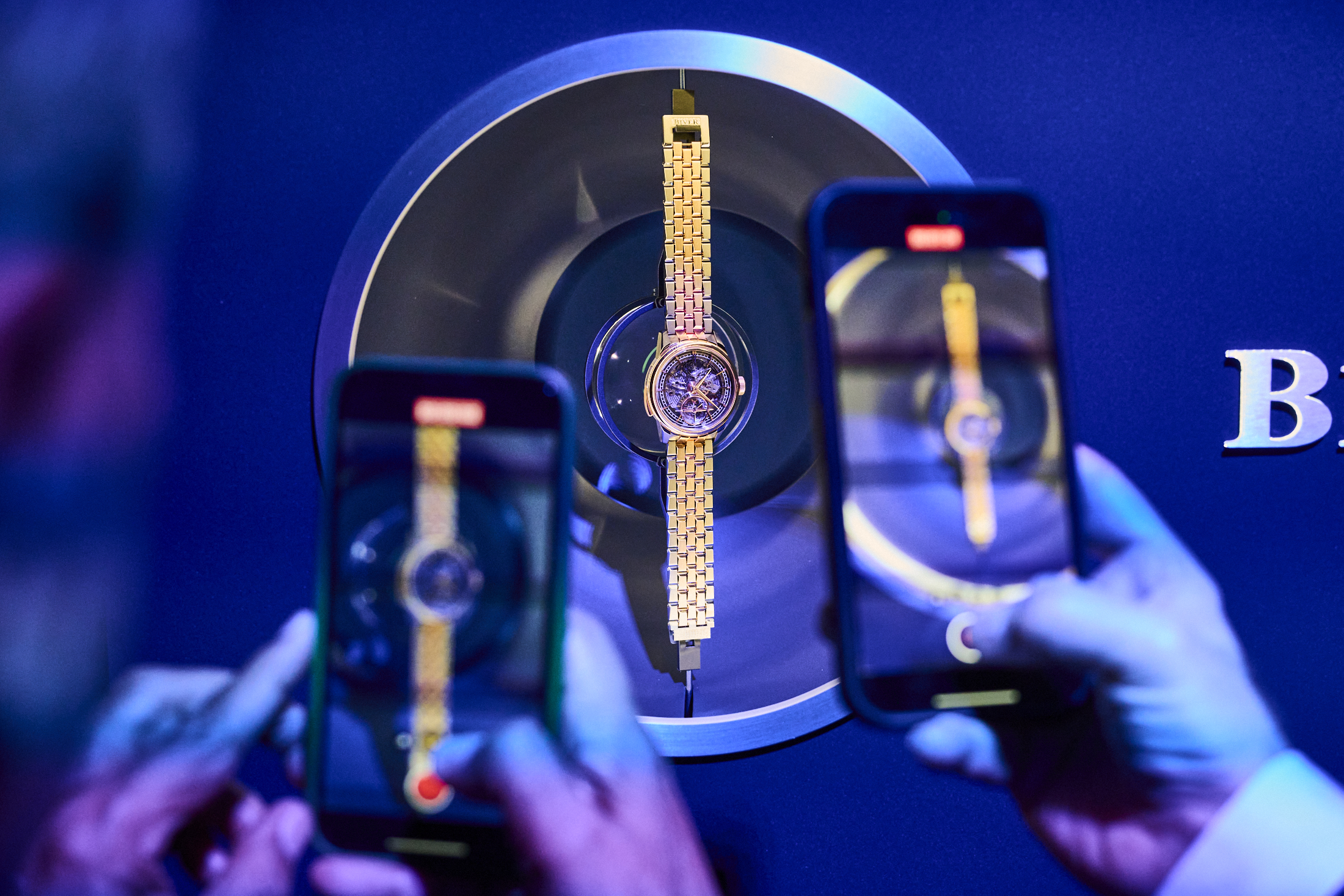 Closer photo of the carillion