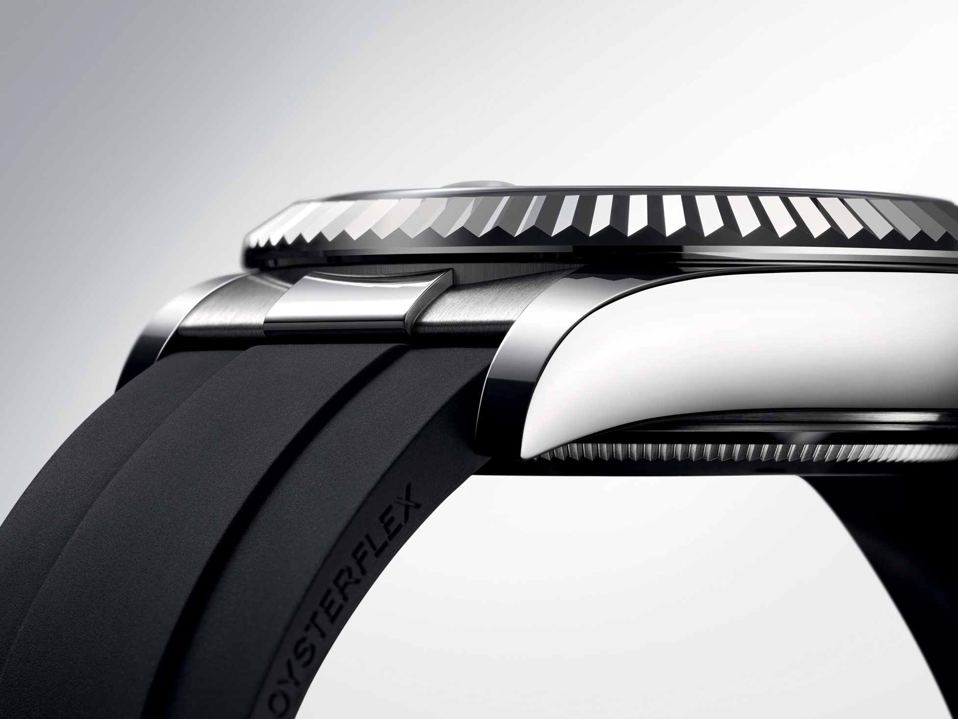 ロレックス　スカイドゥエラーのケース