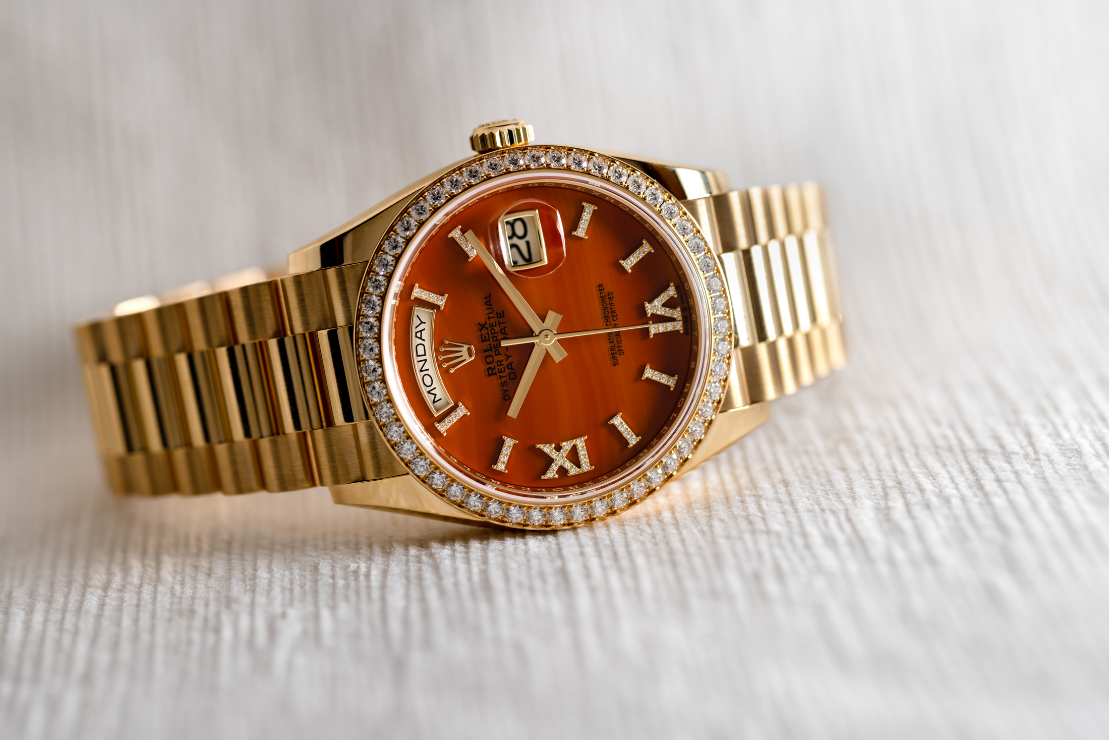 オイスター パーペチュアル 　デイデイト 36、カーネリアンダイヤルのイメージカット