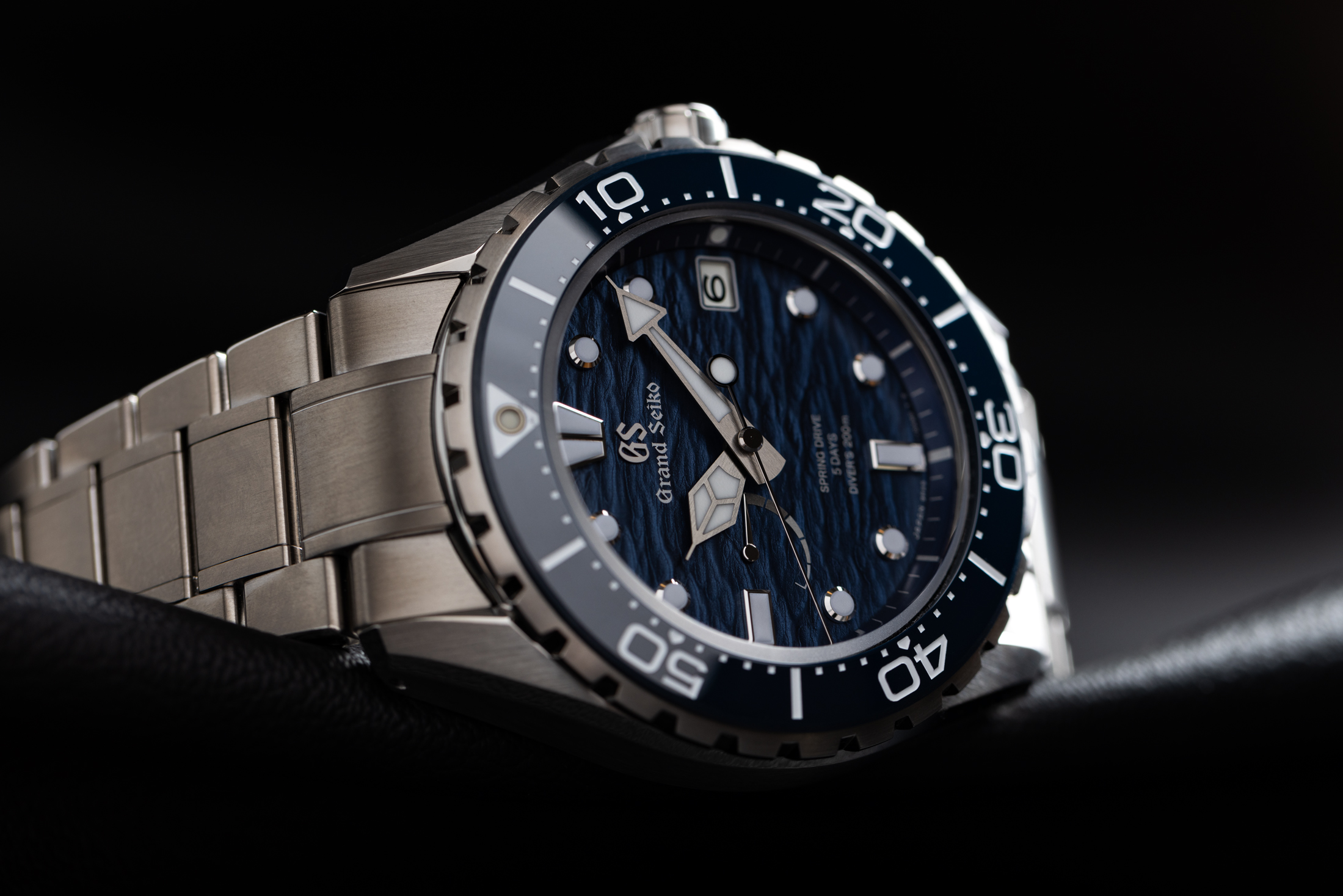 グランドセイコー　エボリューション9 コレクション スプリングドライブ 5Daysの横置きイメージ