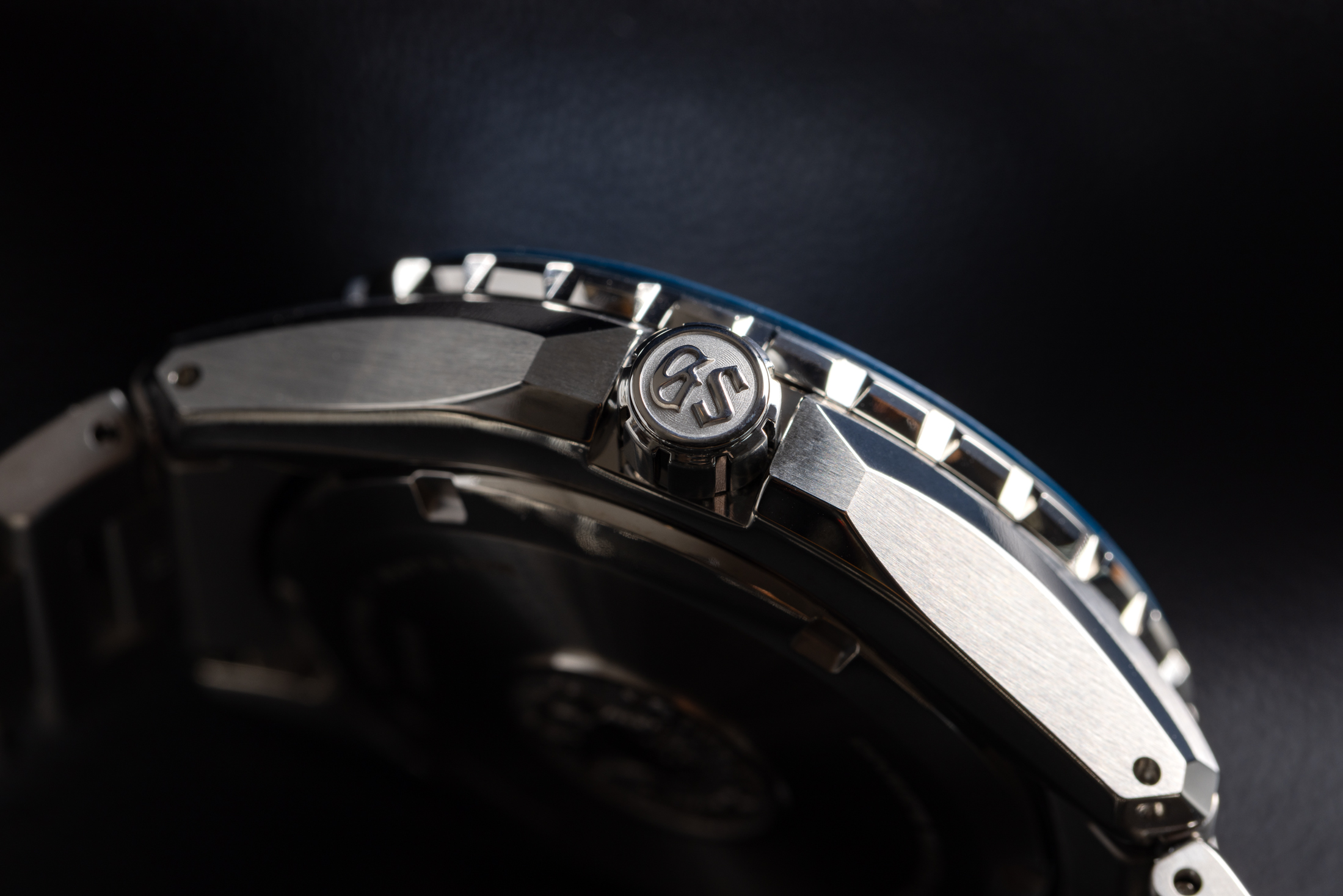 グランドセイコー　エボリューション9 コレクション スプリングドライブ 5Daysのリューズ