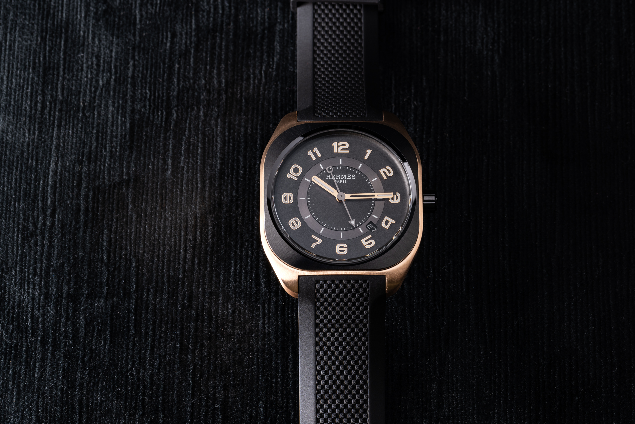 エルメス　H08 ローズゴールドの正面イメージカット