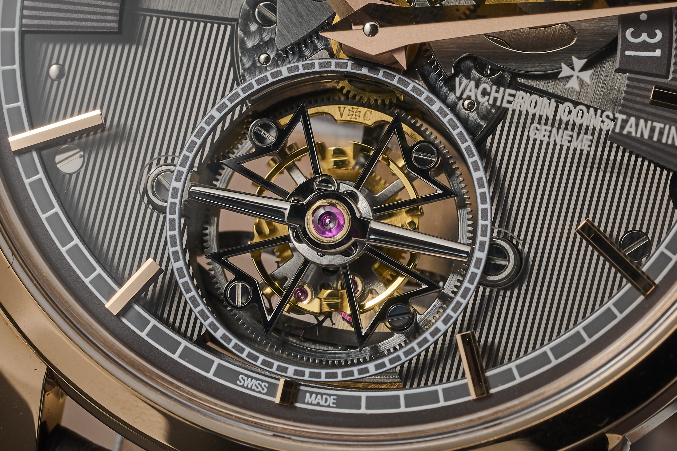 ヴァシュロン・コンスタンタン　トラディショナル・トゥールビヨン・レトログラード・デイト・オープンフェイスの6時位置寄り