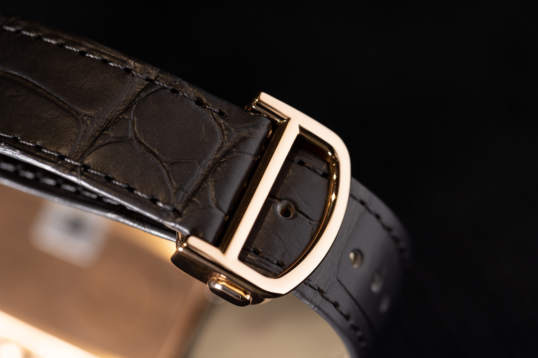 カルティエ「タンク アメリカン」のバックル