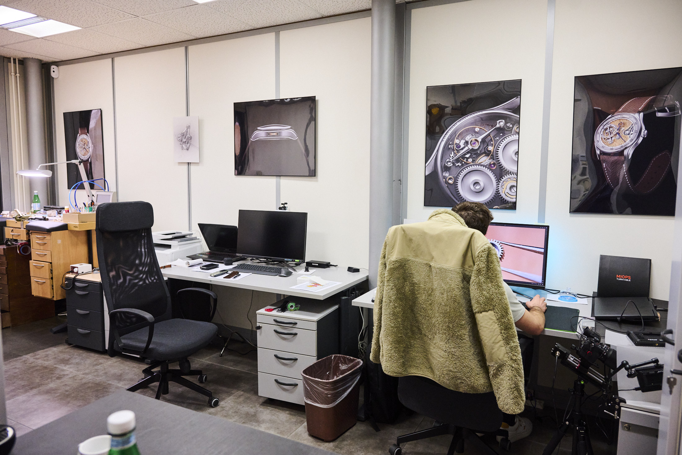 The Simon Brette office