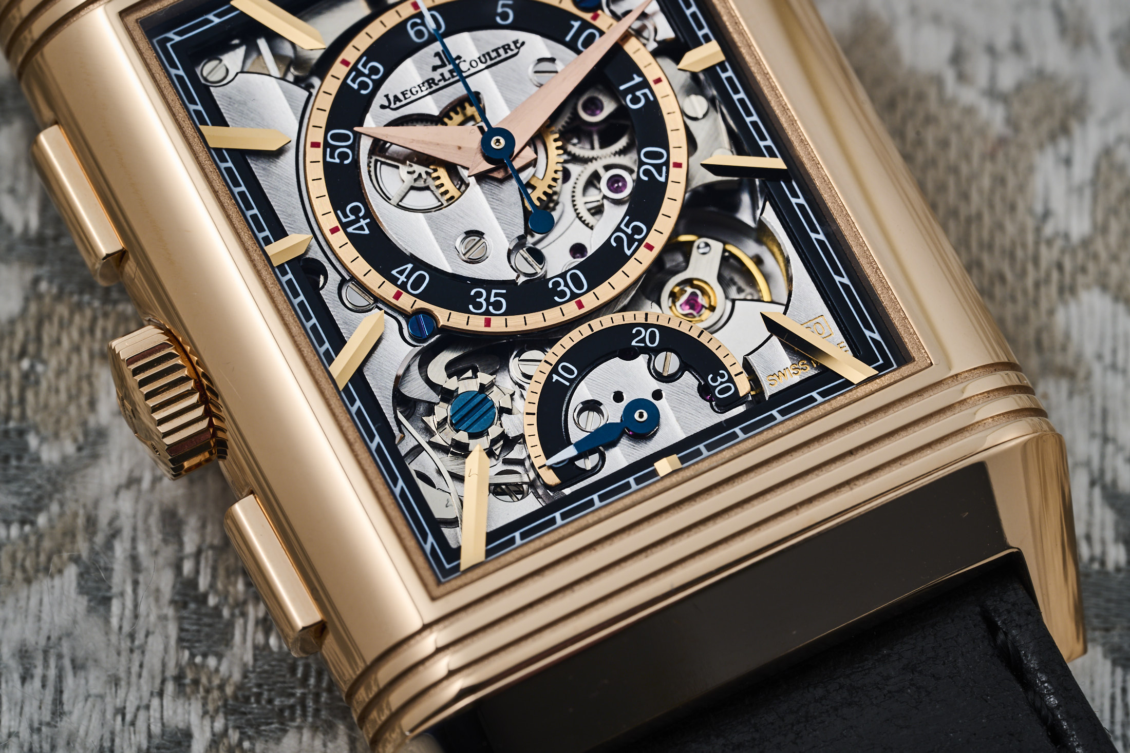 ジャガー・ルクルト　レベルソ・トリビュート・クロノグラフ、ローズゴールドモデル