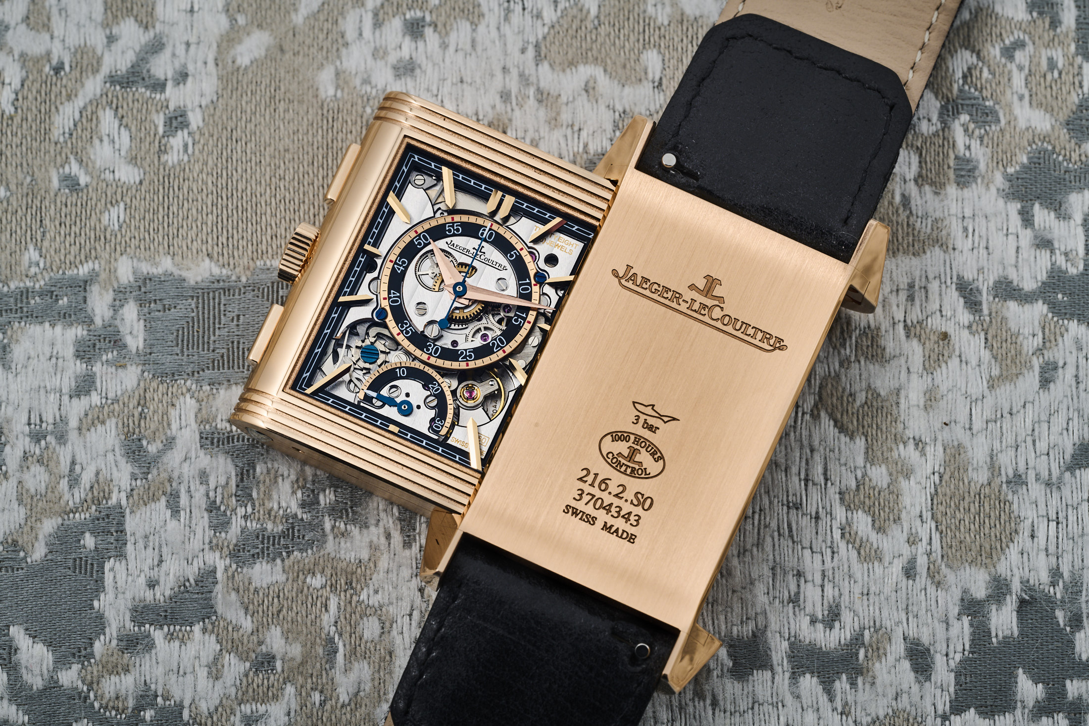 ジャガー・ルクルト　レベルソ・トリビュート・クロノグラフ、ローズゴールドモデルの裏面