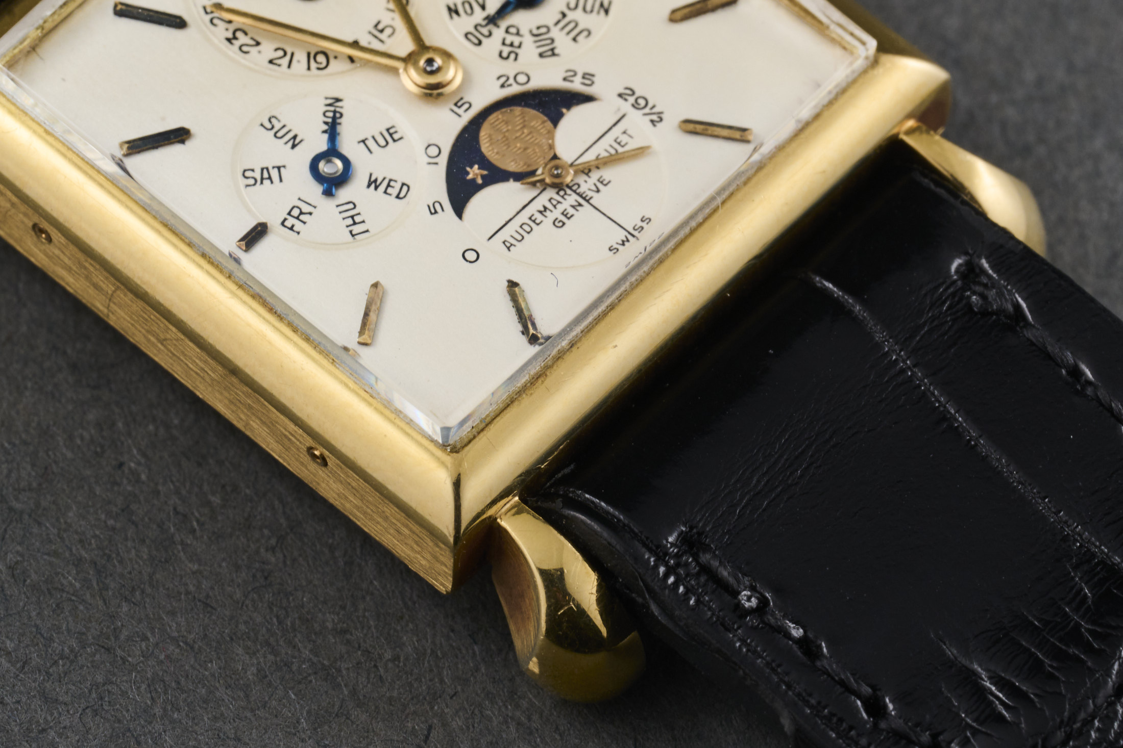 Rectangular AP Calendar watch lugs