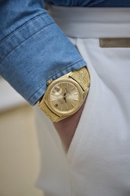 Gold Date-just