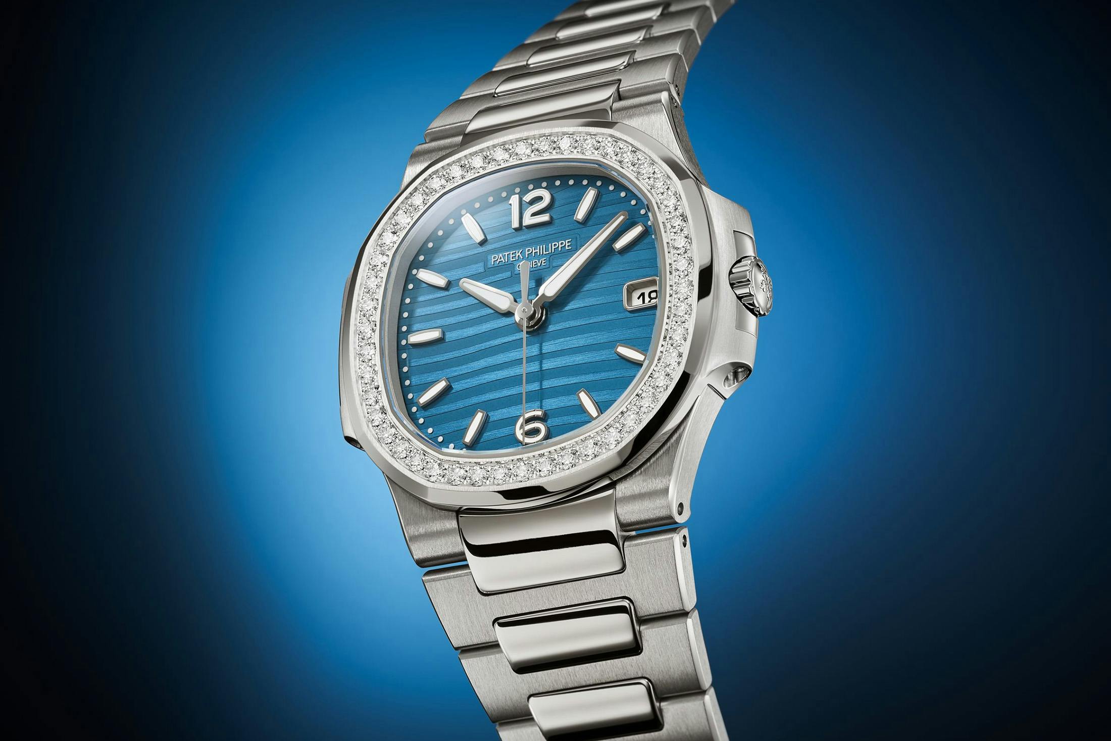 パテック フィリップ ノーチラス Ref.7010G-013が登場