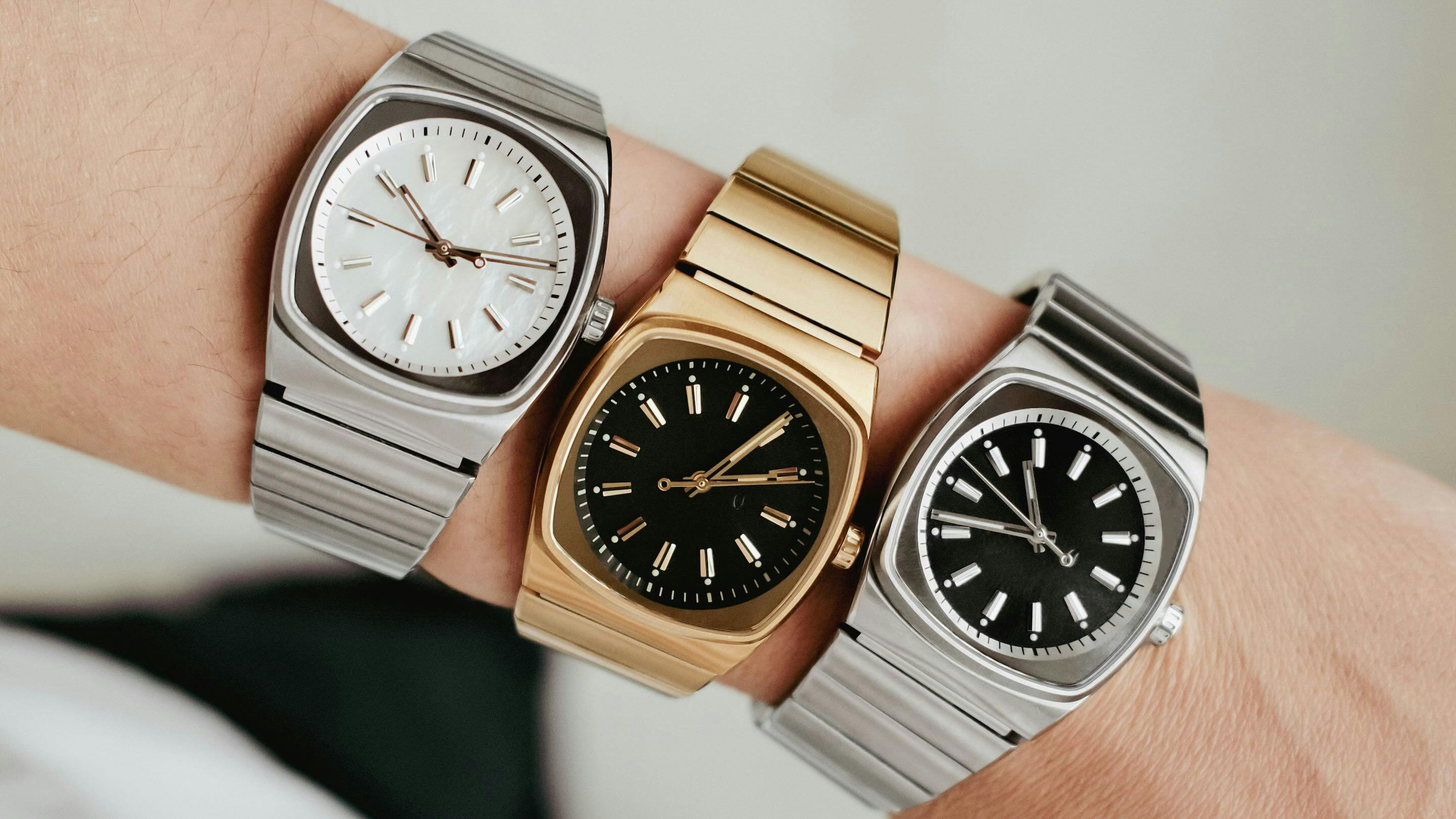 ブリューウォッチが極小サイズのメトリック ライトをトリオで発表