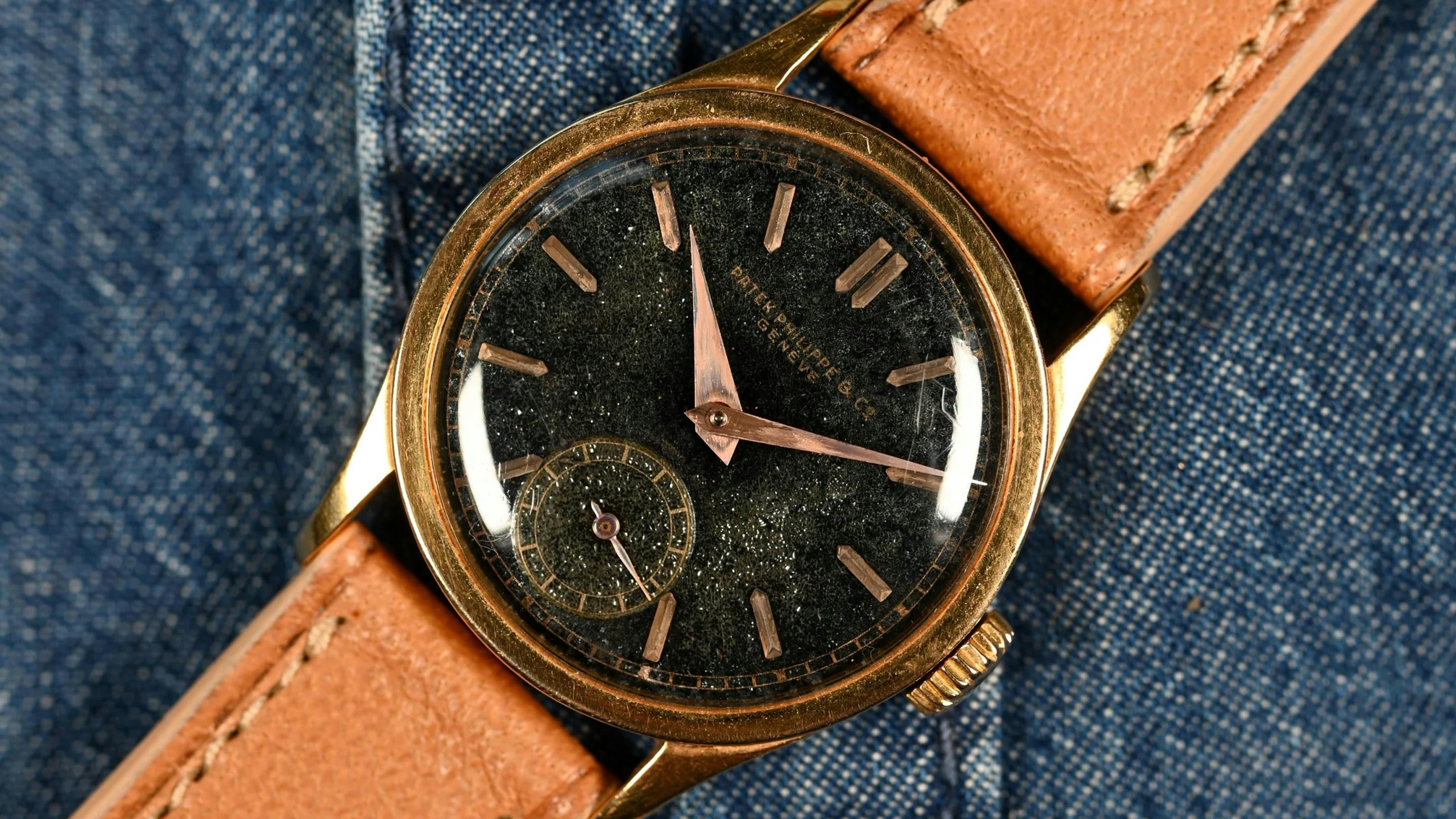 ブラックダイヤルのローズゴールド製パテック Ref.96、ロイヤル オーク