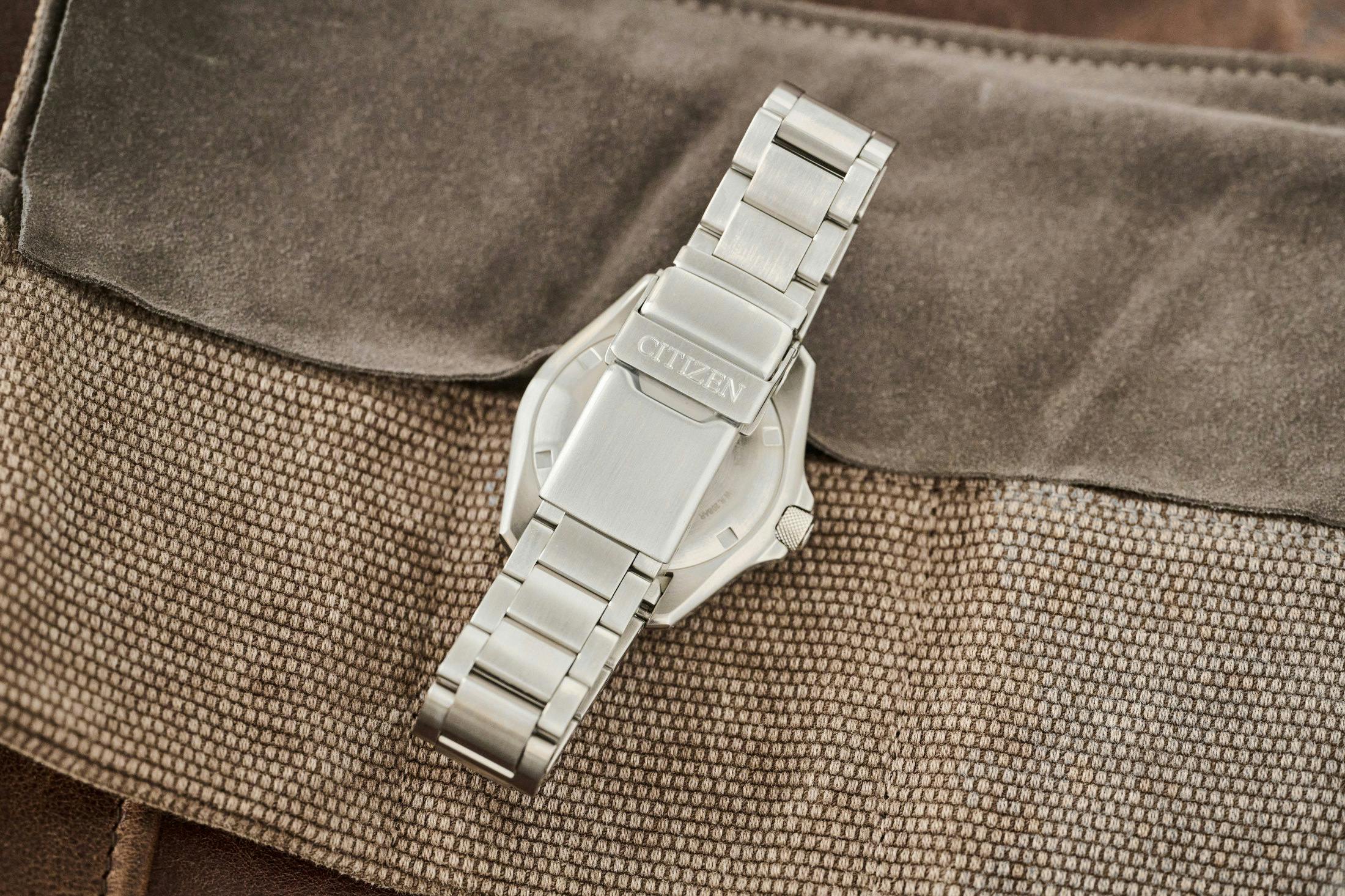 Citizen Promaster Land GMT