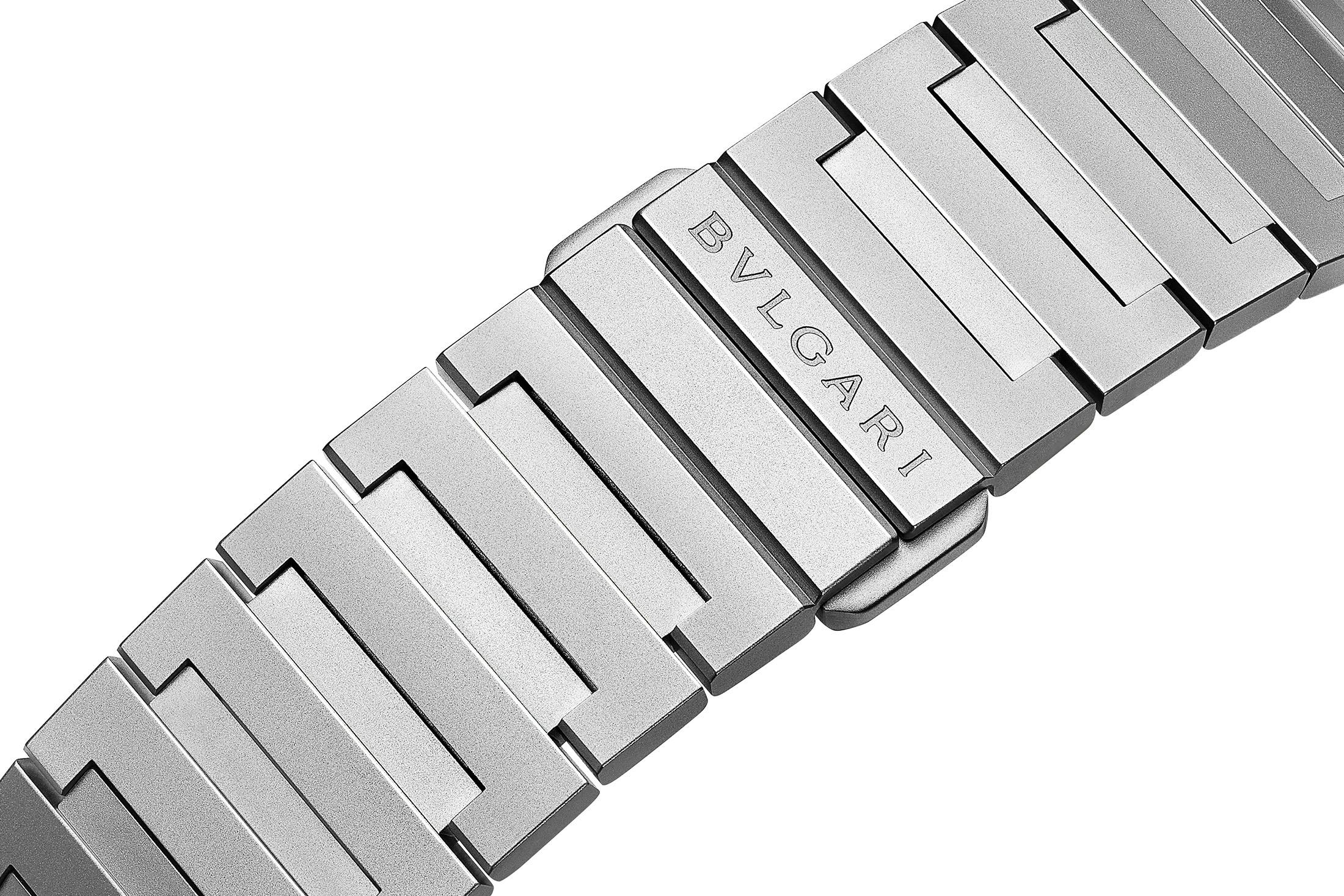 Bulgari Octo Finissimo Minute Repeater 37mm Ref. 104250