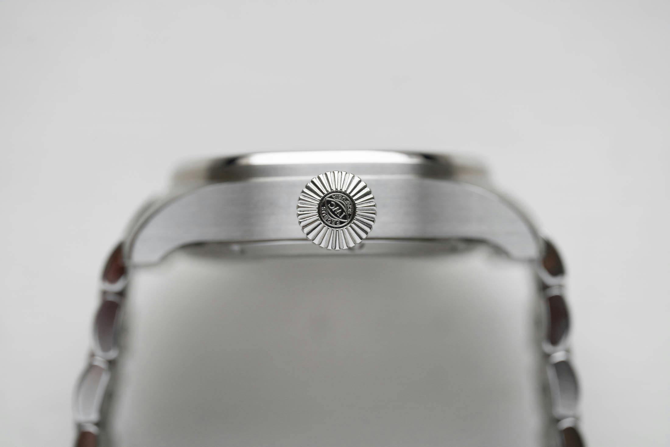 IWC ProSet Perpetual Case Side