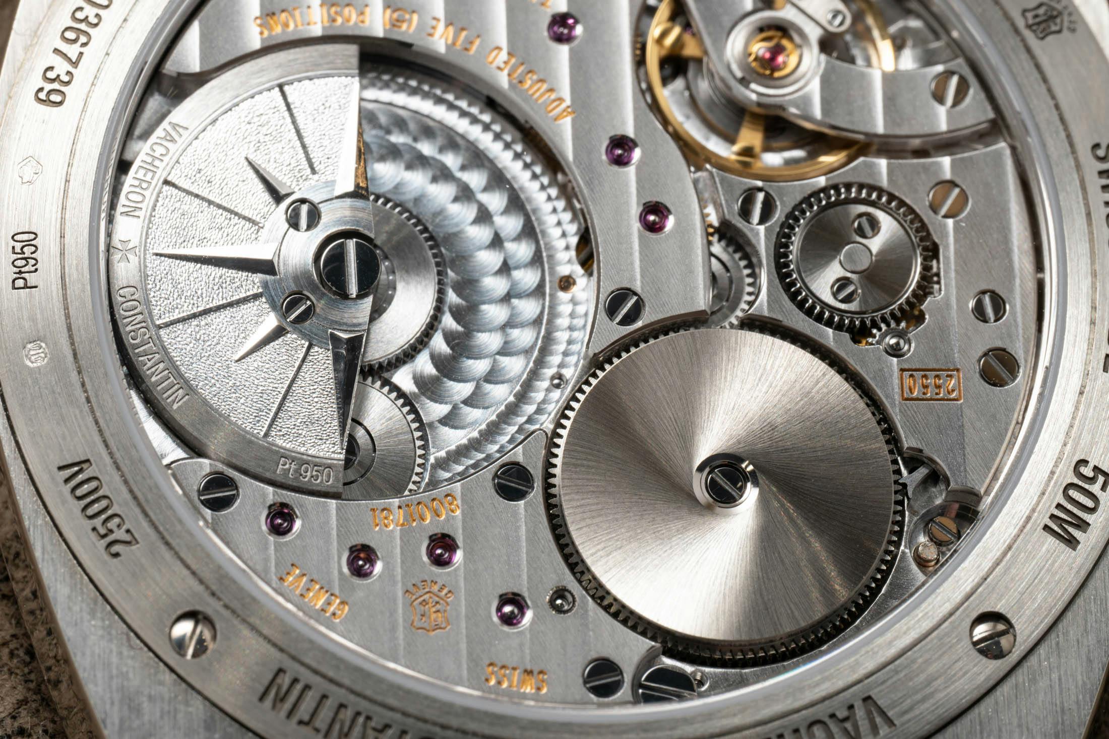 Caliber 2550 Closeup