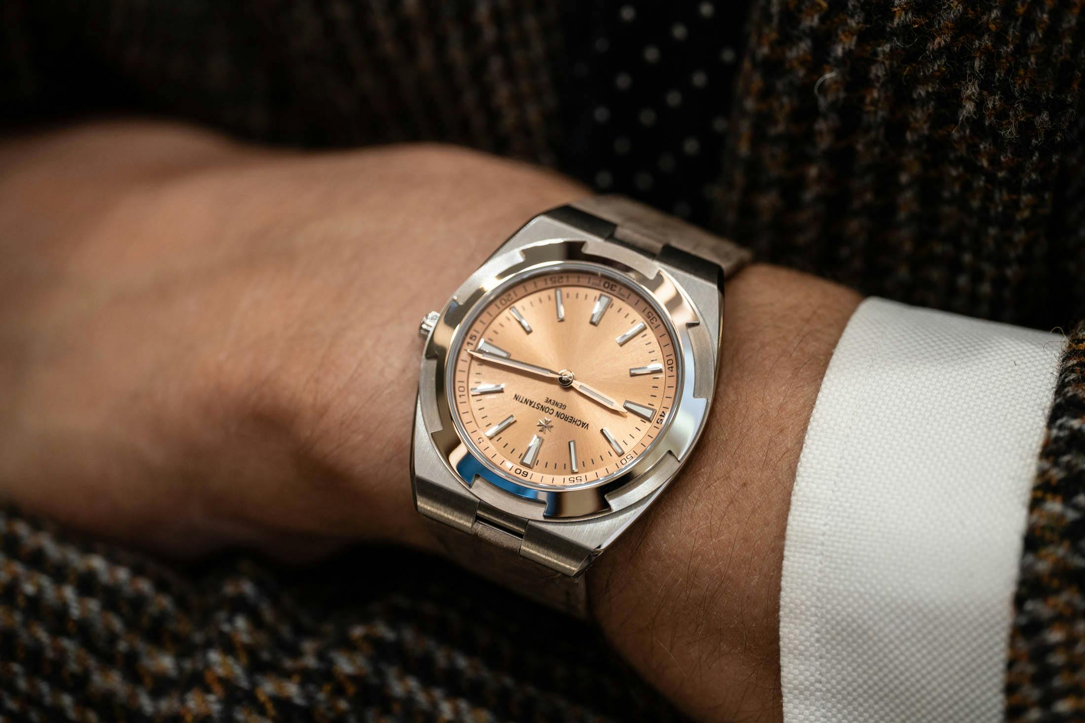 Vacheron 2500V WristShot upside down