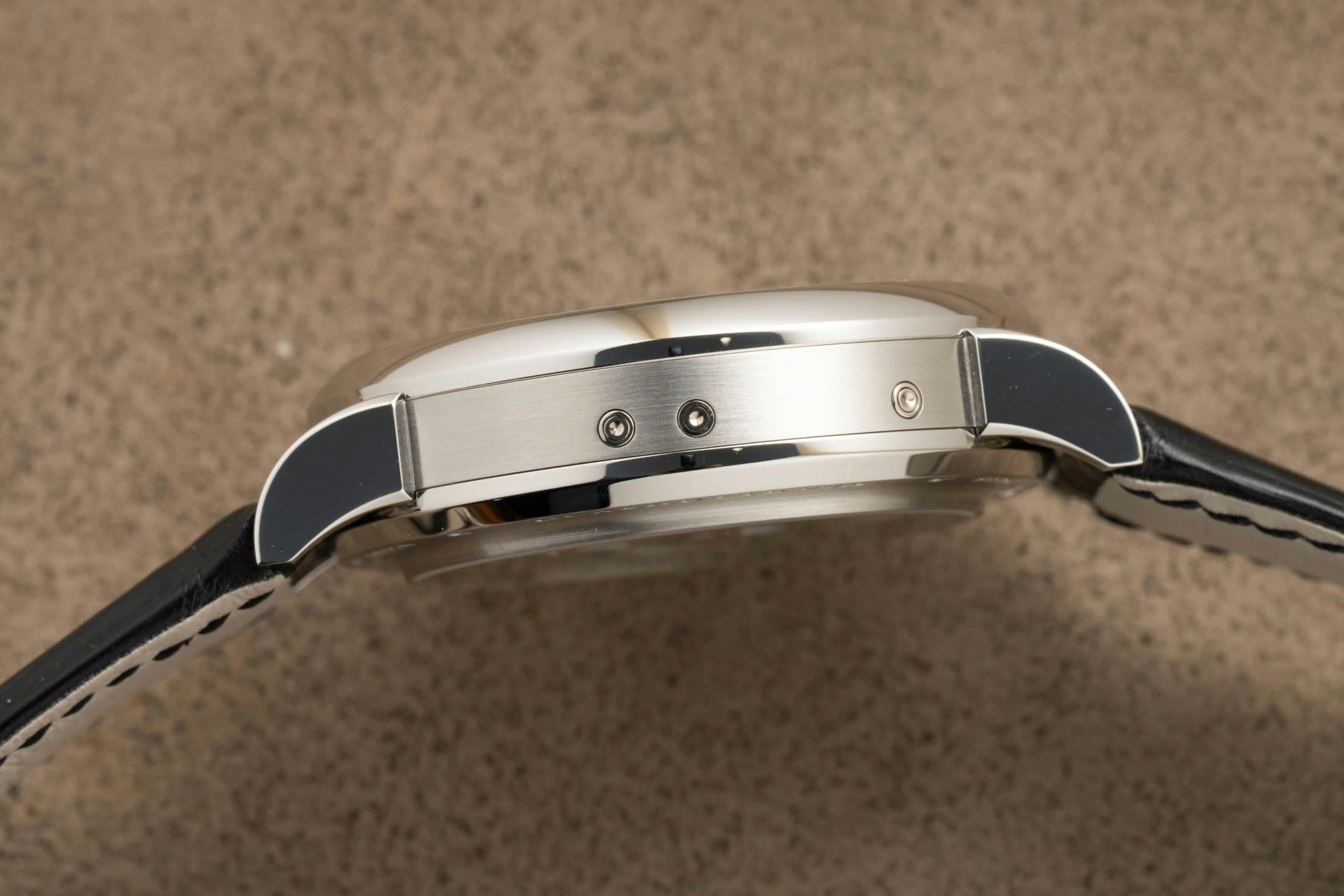 L1 Perpetual Tourbillon Lumen Recessed Pushers Side