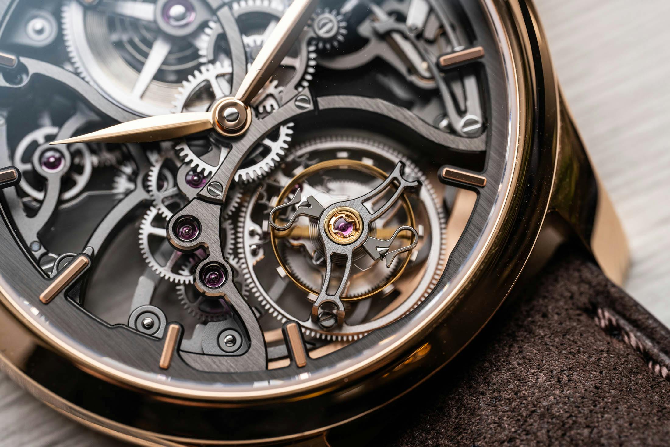 Endeavour Tourbillon Skeleton Tourbillon Cage
