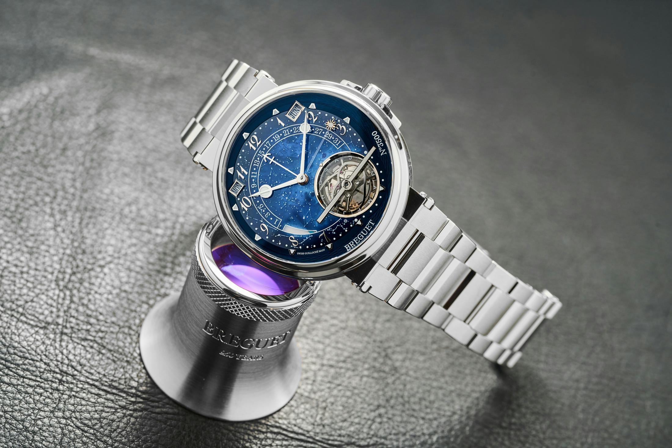 Marine Tourbillon Équation Marchante