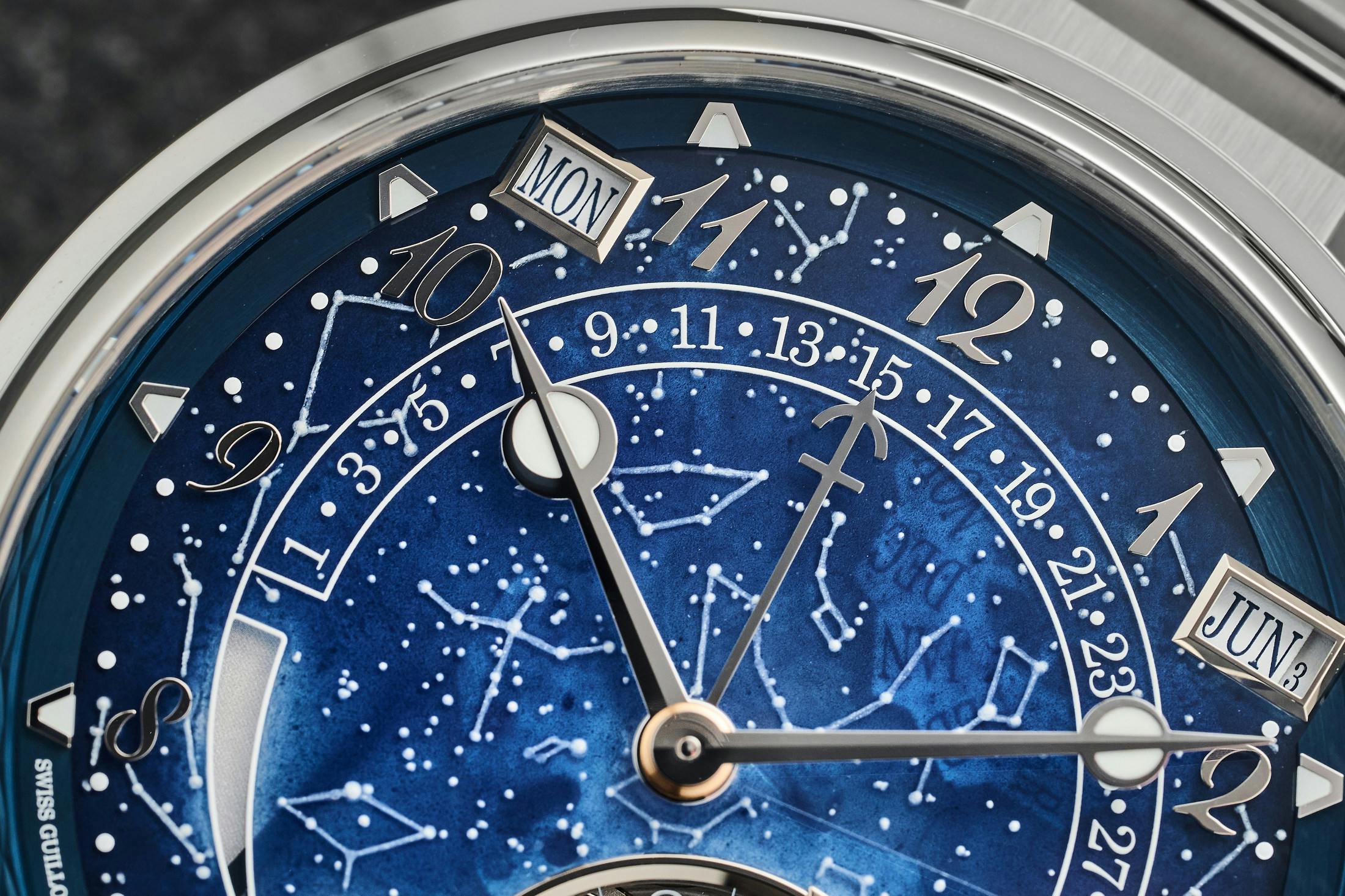 Marine Tourbillon Équation Marchante