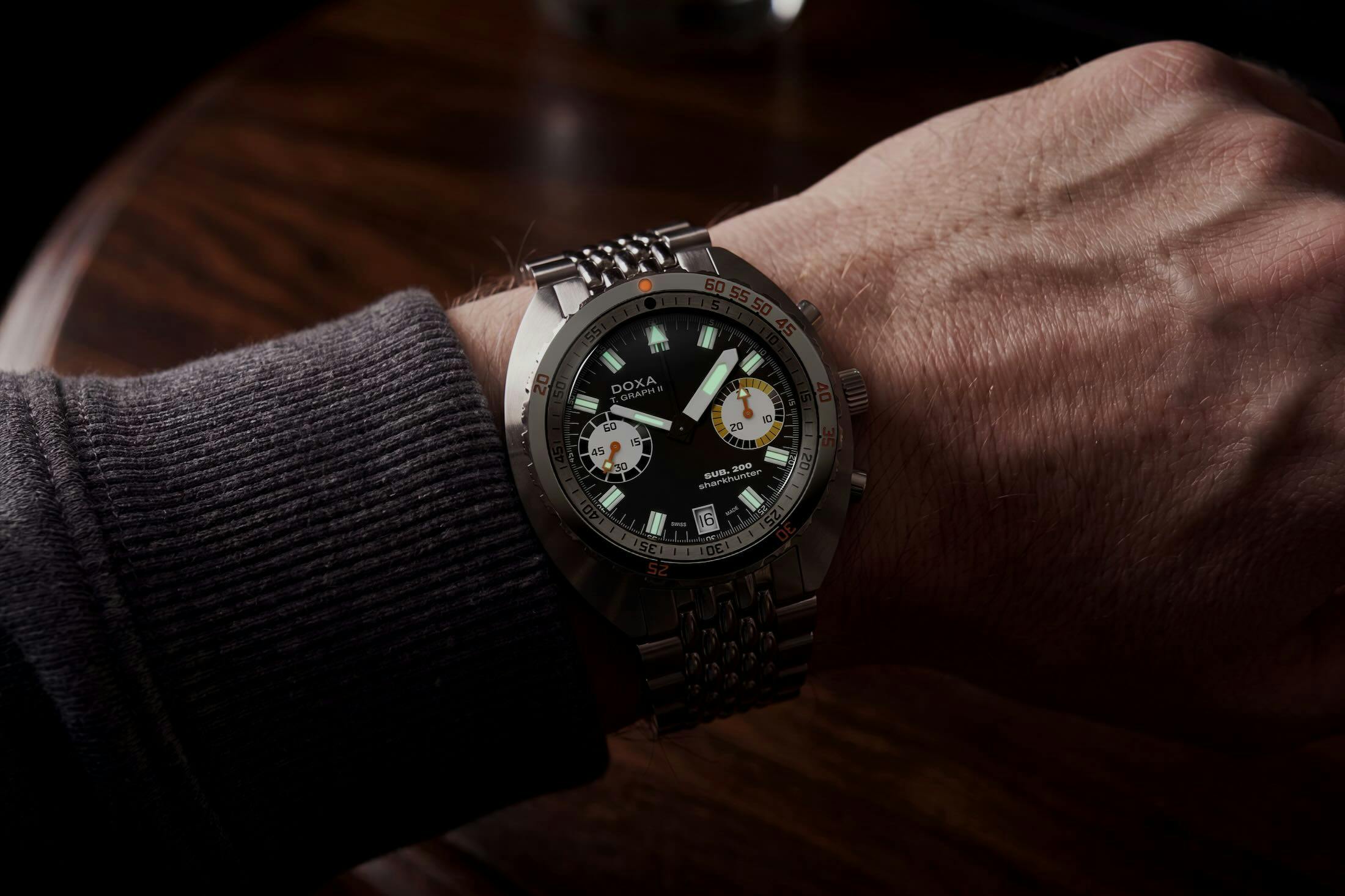 Doxa Sub 200 Tgraph II Lume Shot