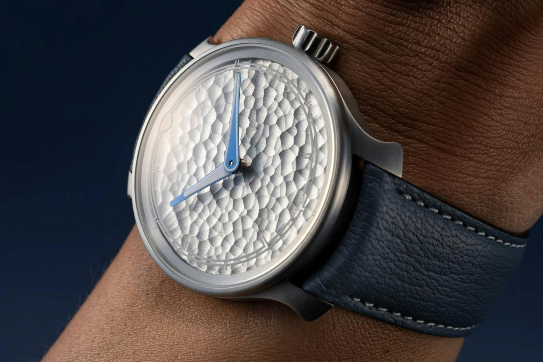 Ming 37.06 Royal Selangor Wristshot