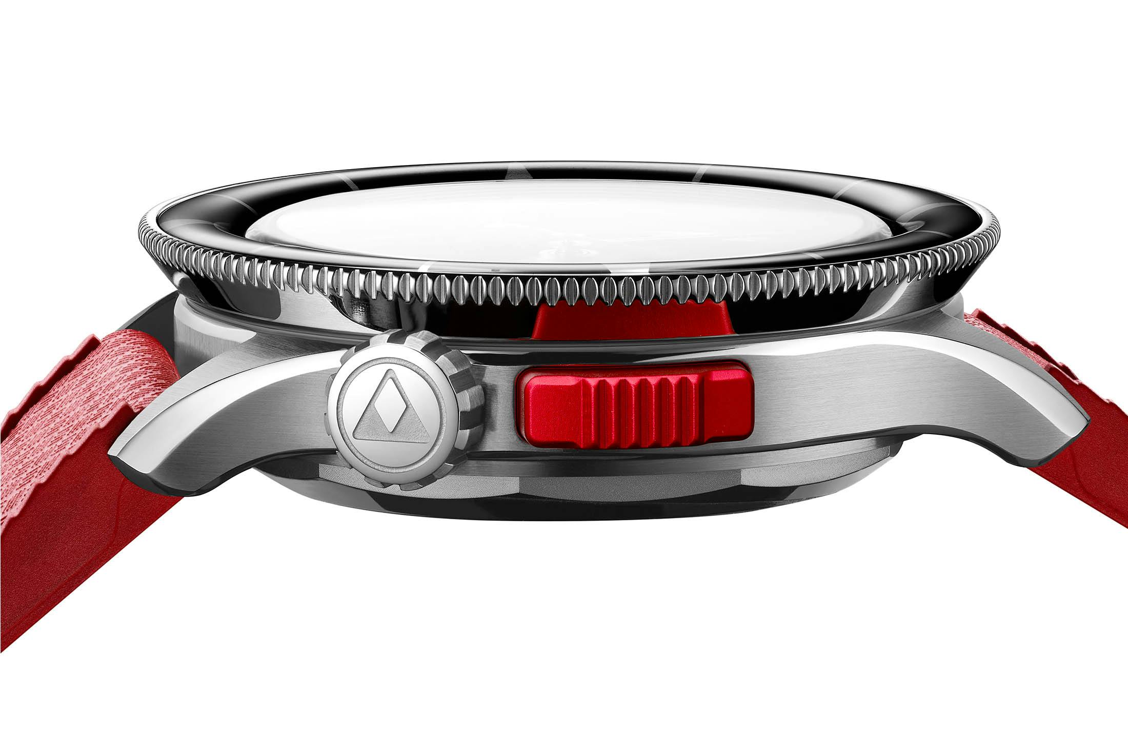 Albishorn Marinagraph Classic Case Side