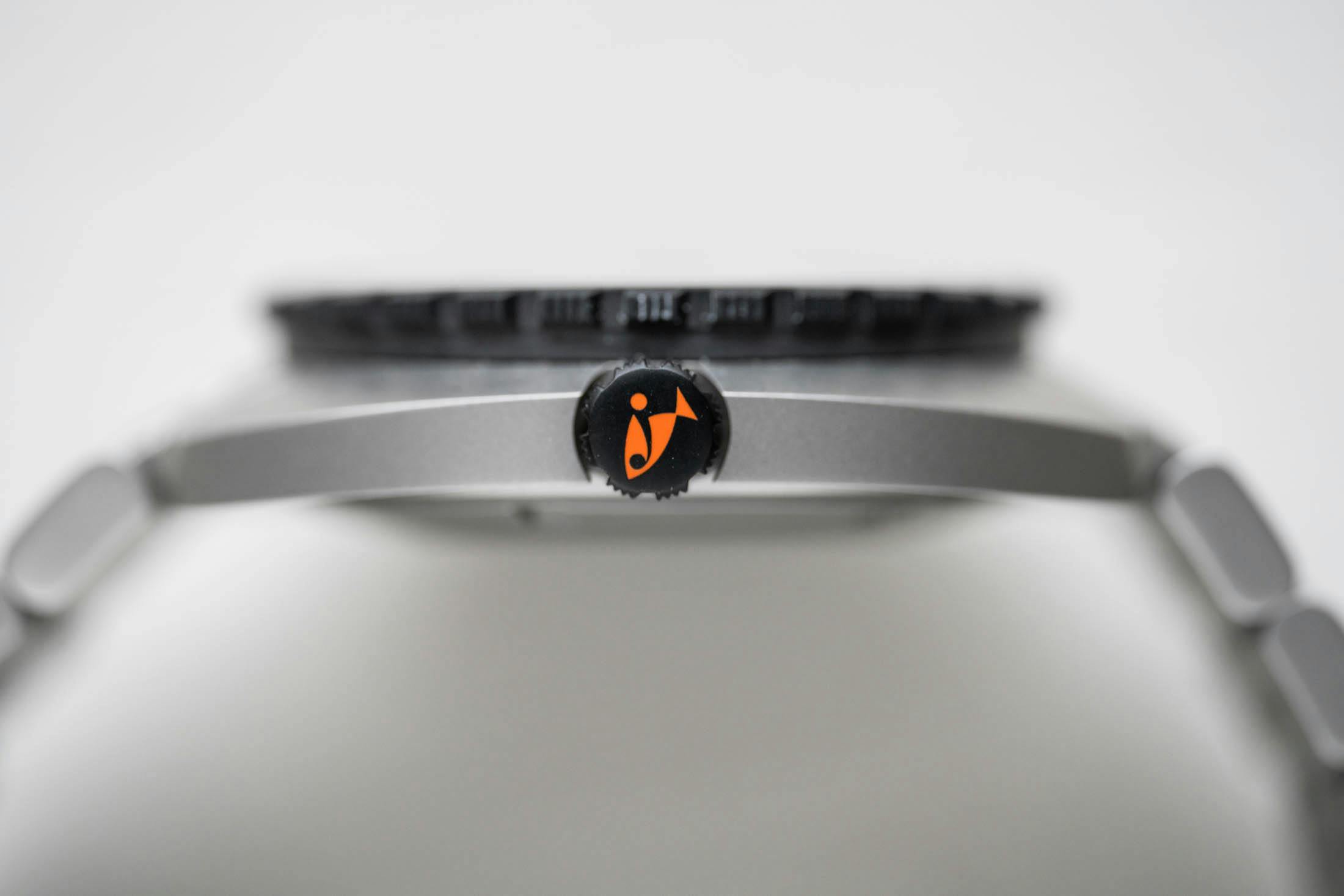 Doxa Sub 300 Frogger Crown Shot