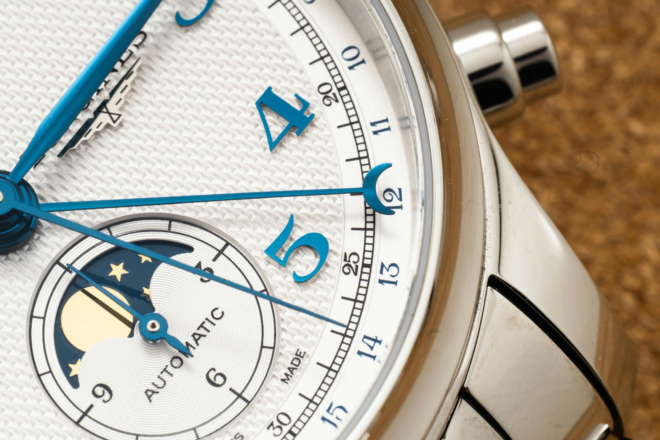Longines Master Collection Moonphase Chrono Pointer Date Macro