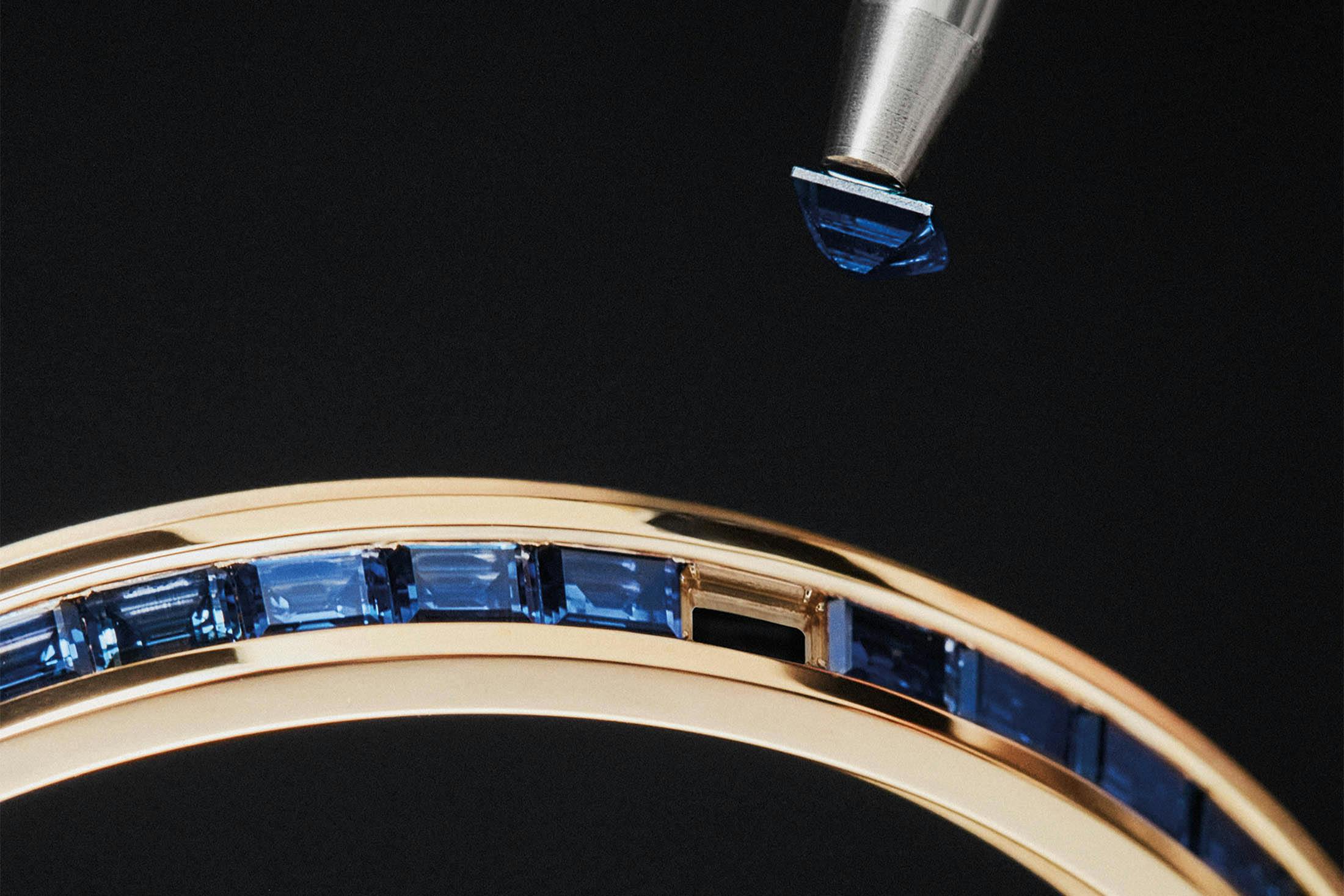 Louis Vuitton Spin Time Opal Bezel Setting