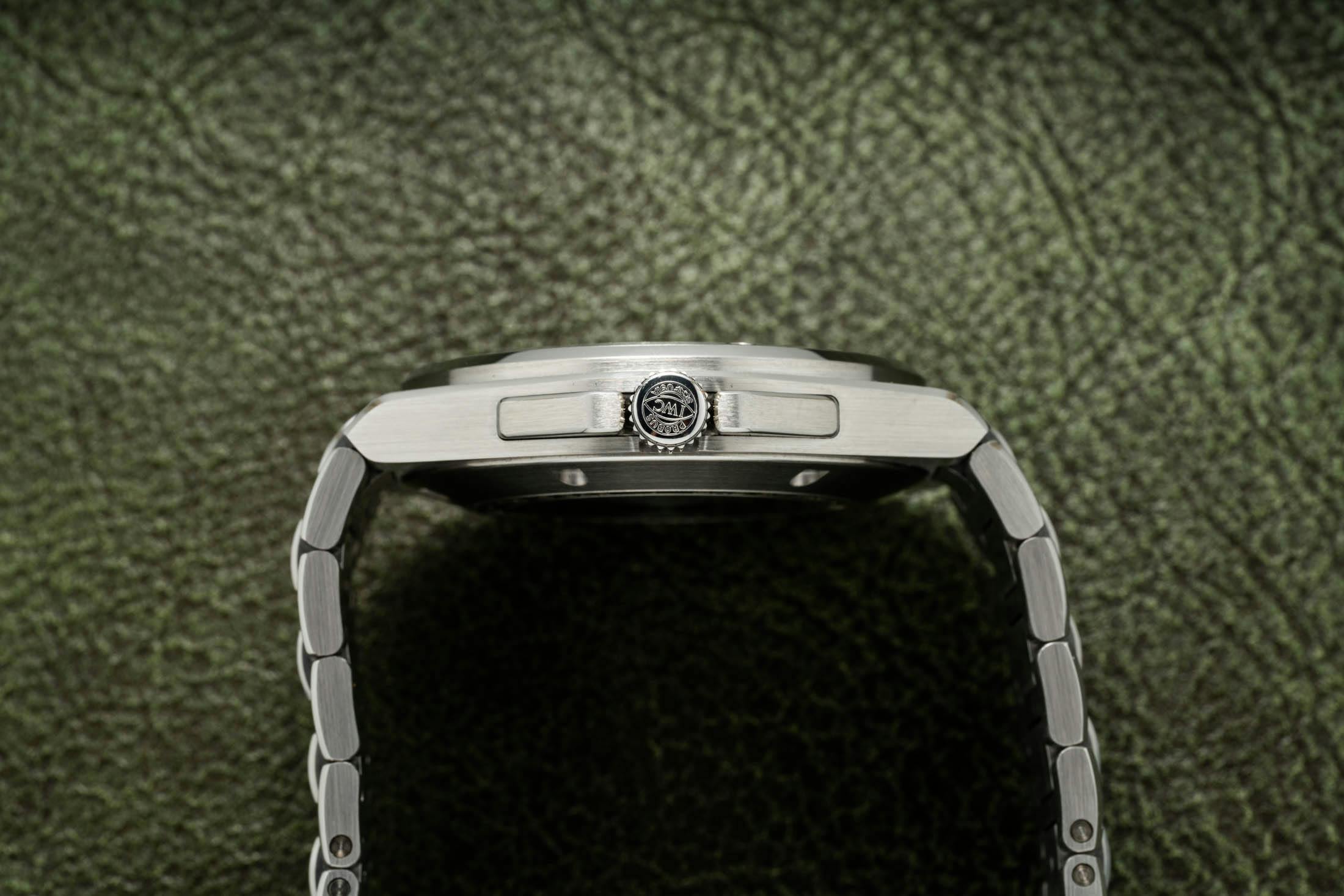 IWC Ingenieur 50th Anniversary Case Side