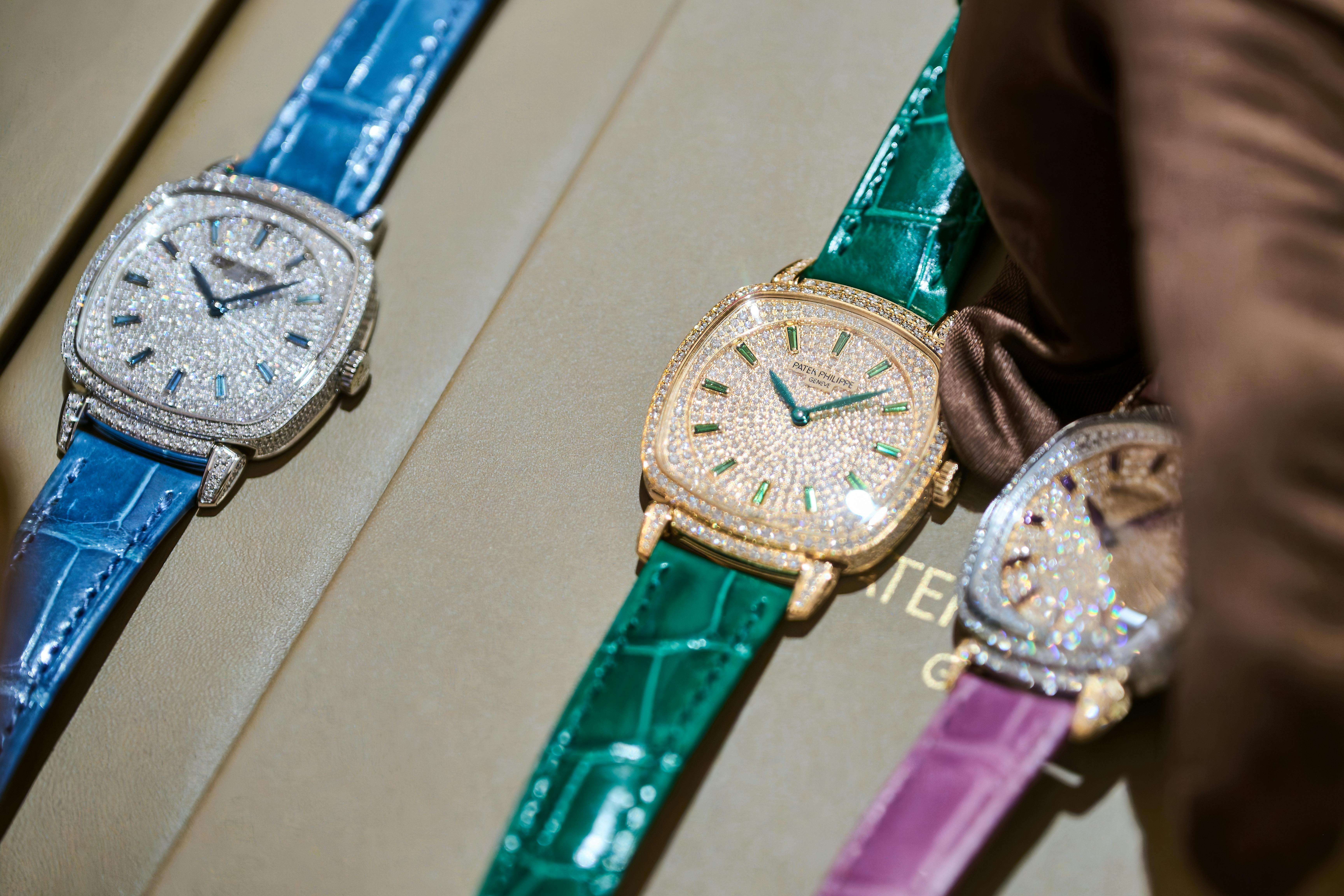 Patek Philippe Revisits The Ladies First With The New Gondolo
