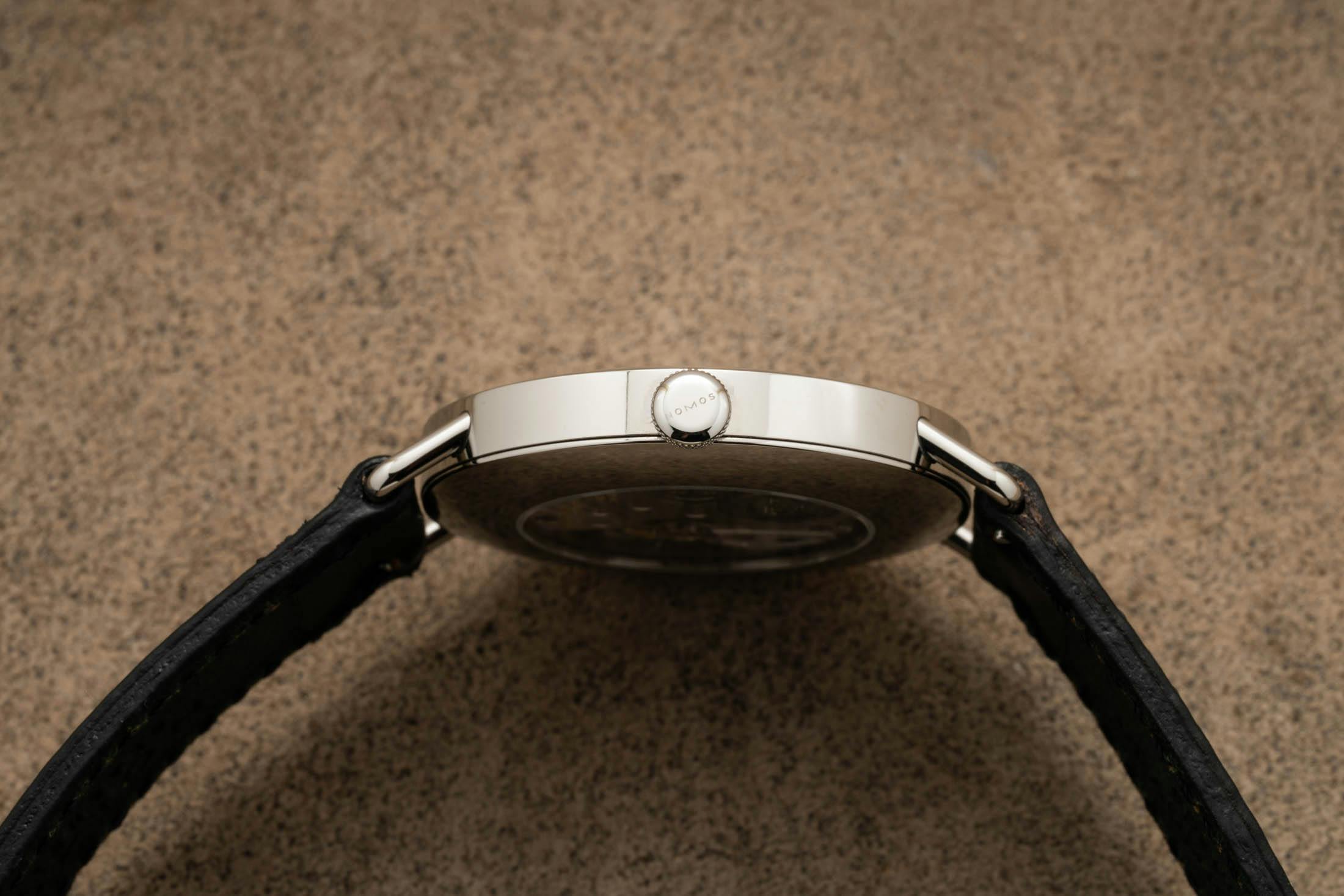Nomos Metro Power Reserve Crown Shot