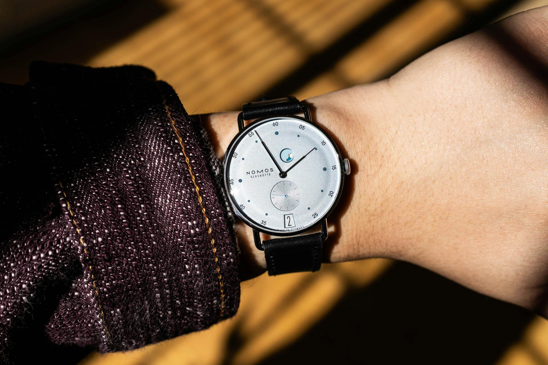 Nomos Power Reserve Wristshot Blue