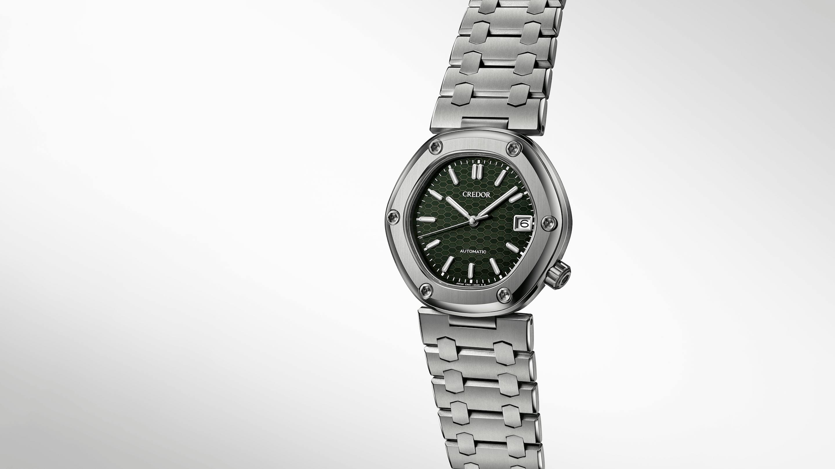 Introducing: クレドール ロコモティブにグリーンの新文字盤が登場  