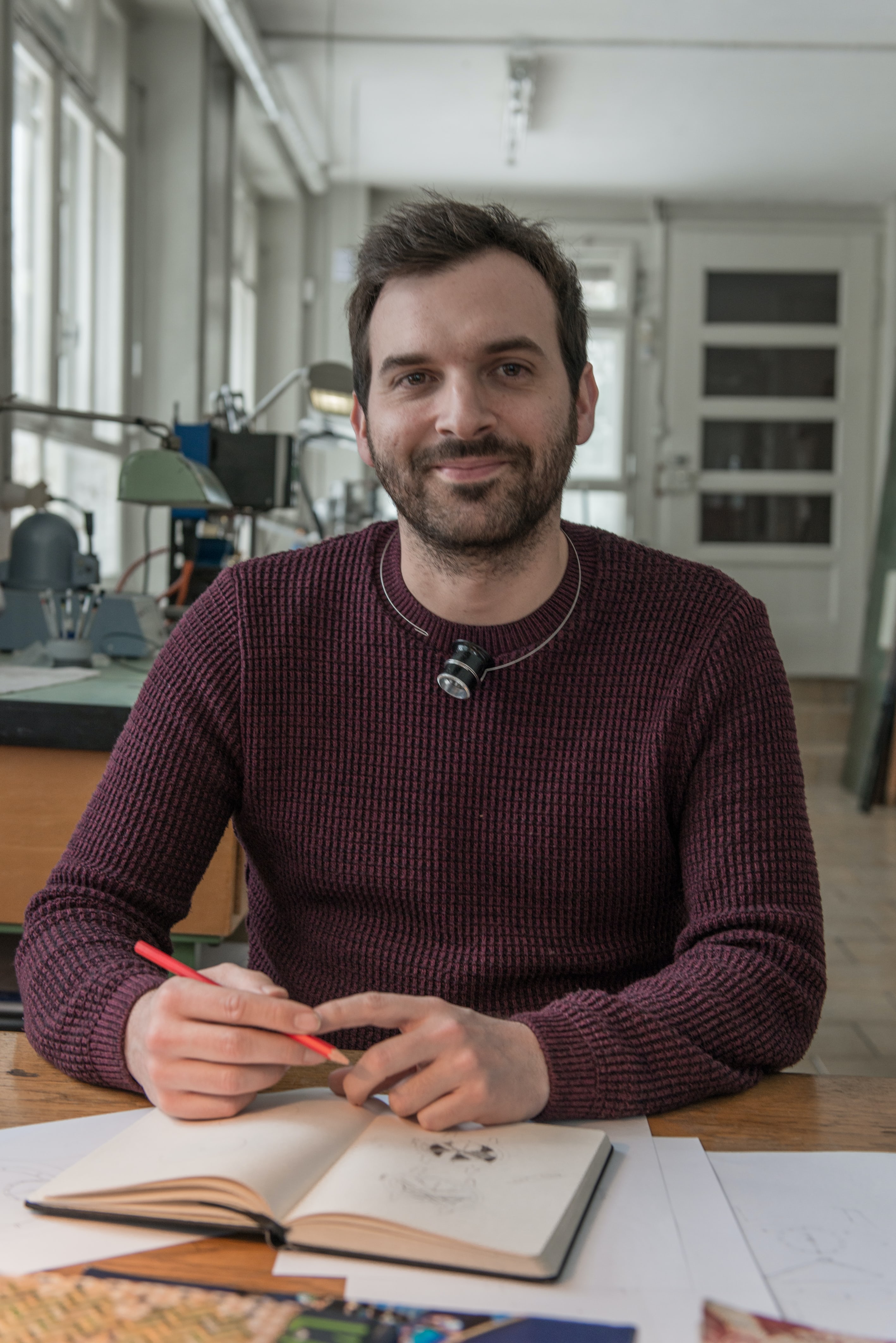 Raùl Pagés at his bench