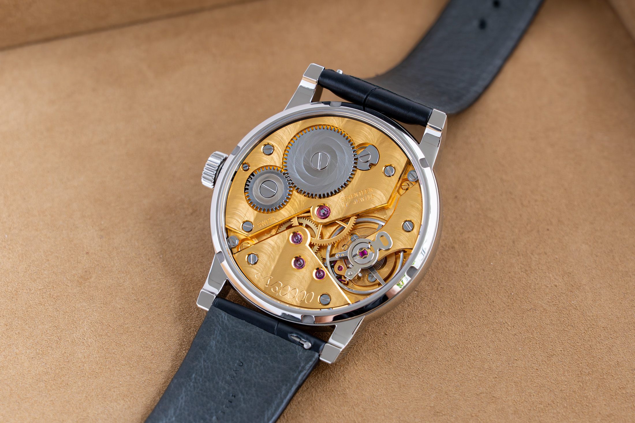 Introducing: CHRONOTHEORY & Co. AV-98が見せる日本の