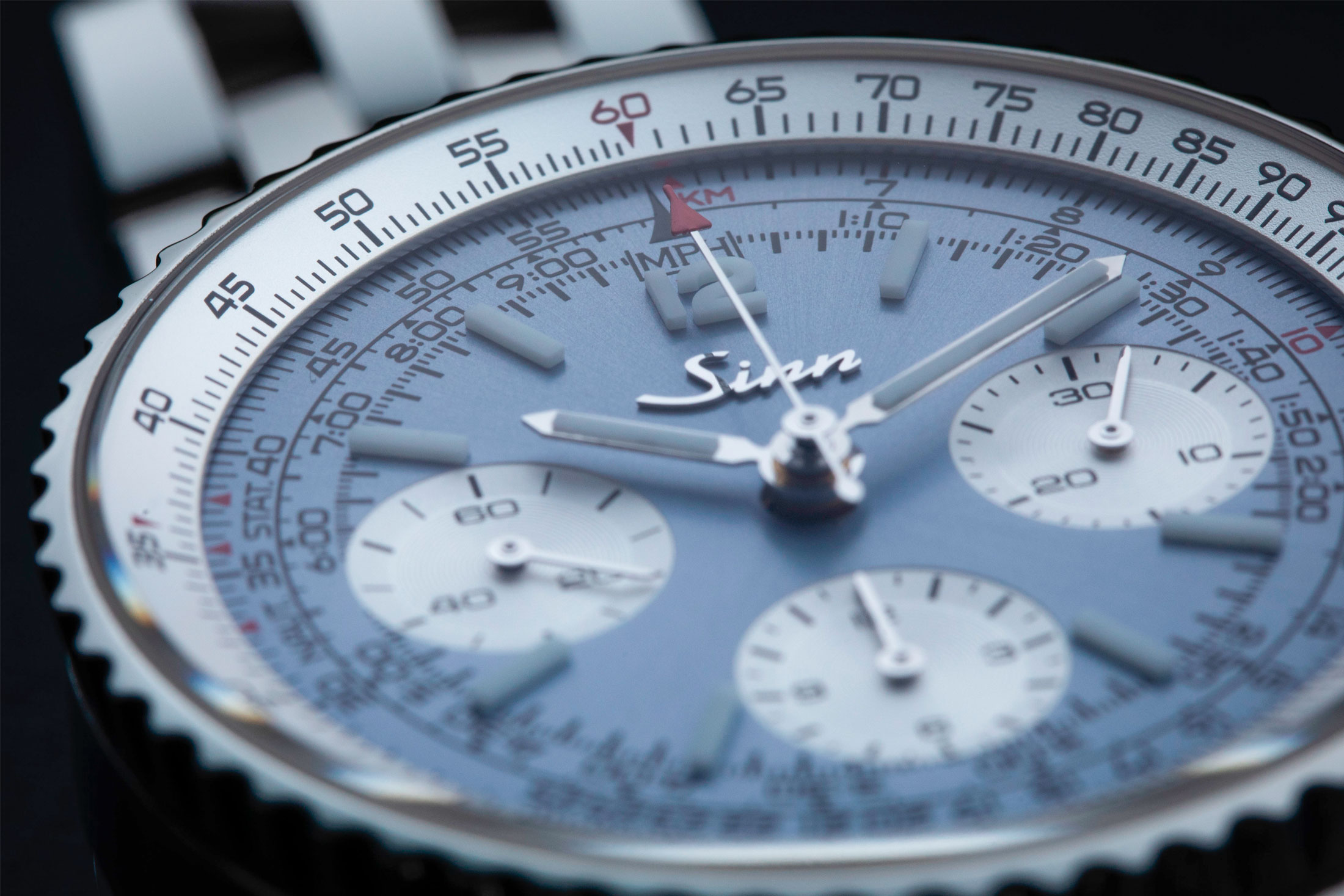 ジン ナビゲーションクロノグラフ 903.St.IIがリニューアル