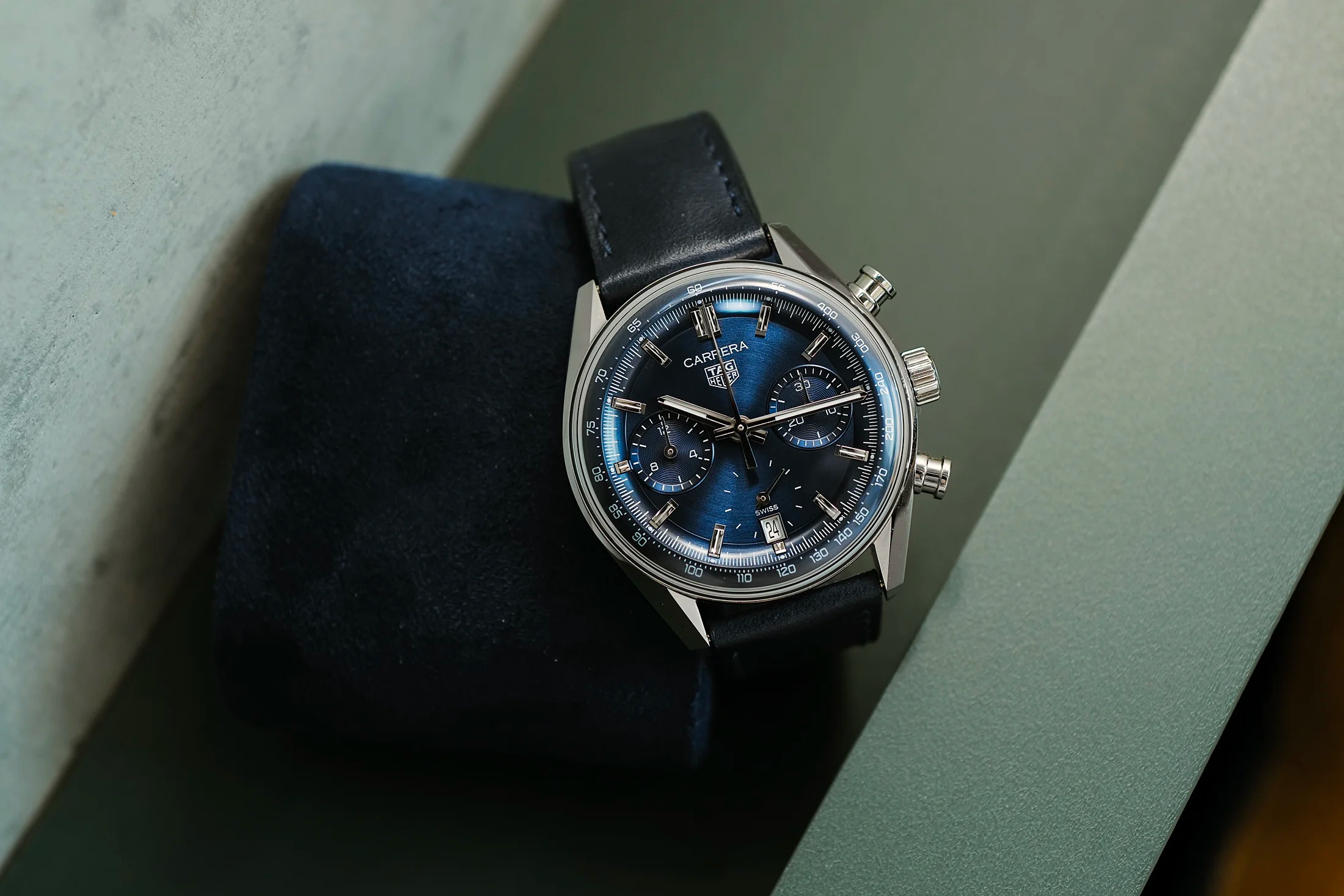 blue dial carrera glassbox 39mm 2023