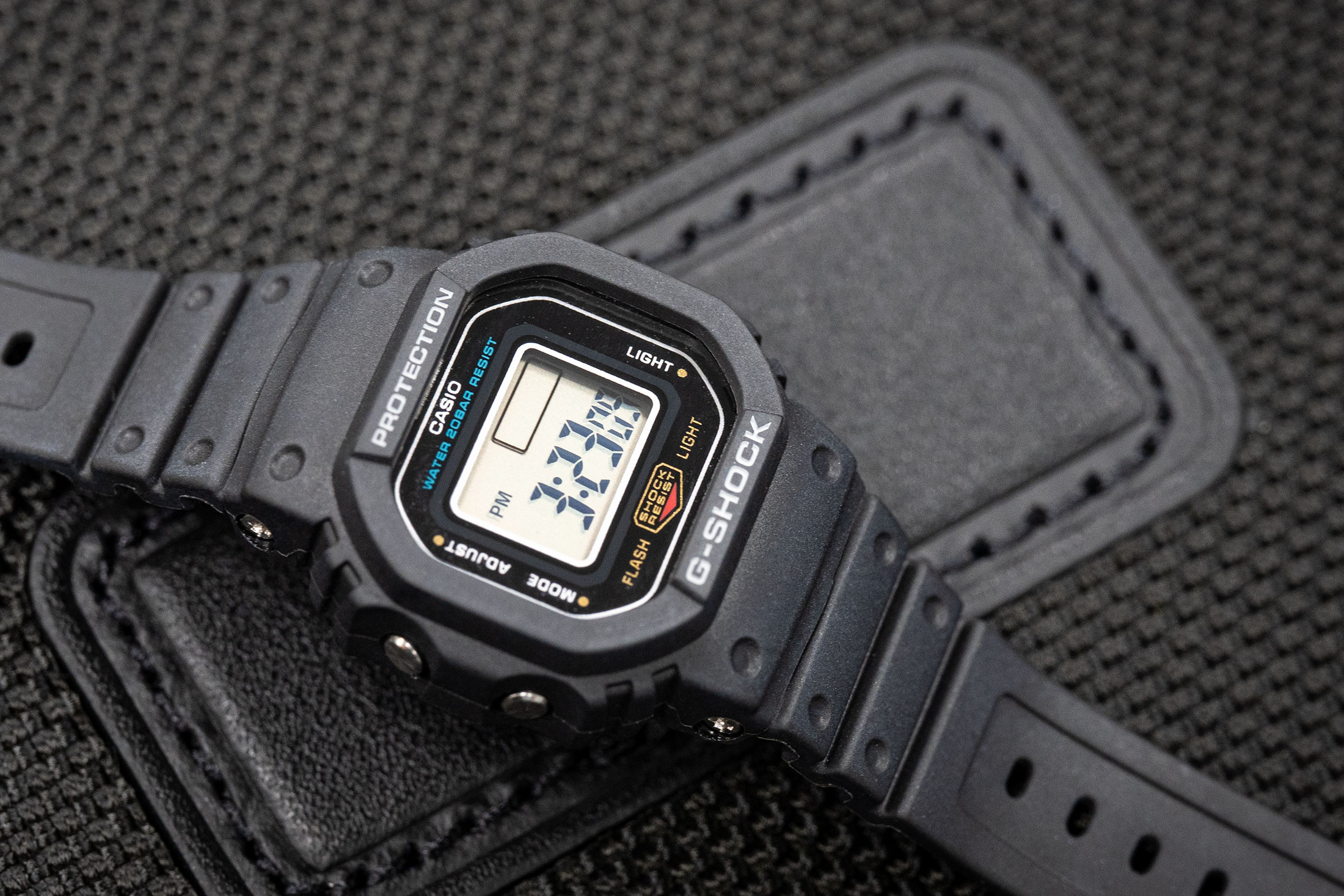 カシオ リングウォッチ DWN-5600-1JR ブラック CASIO G-SHOCK nano 黒