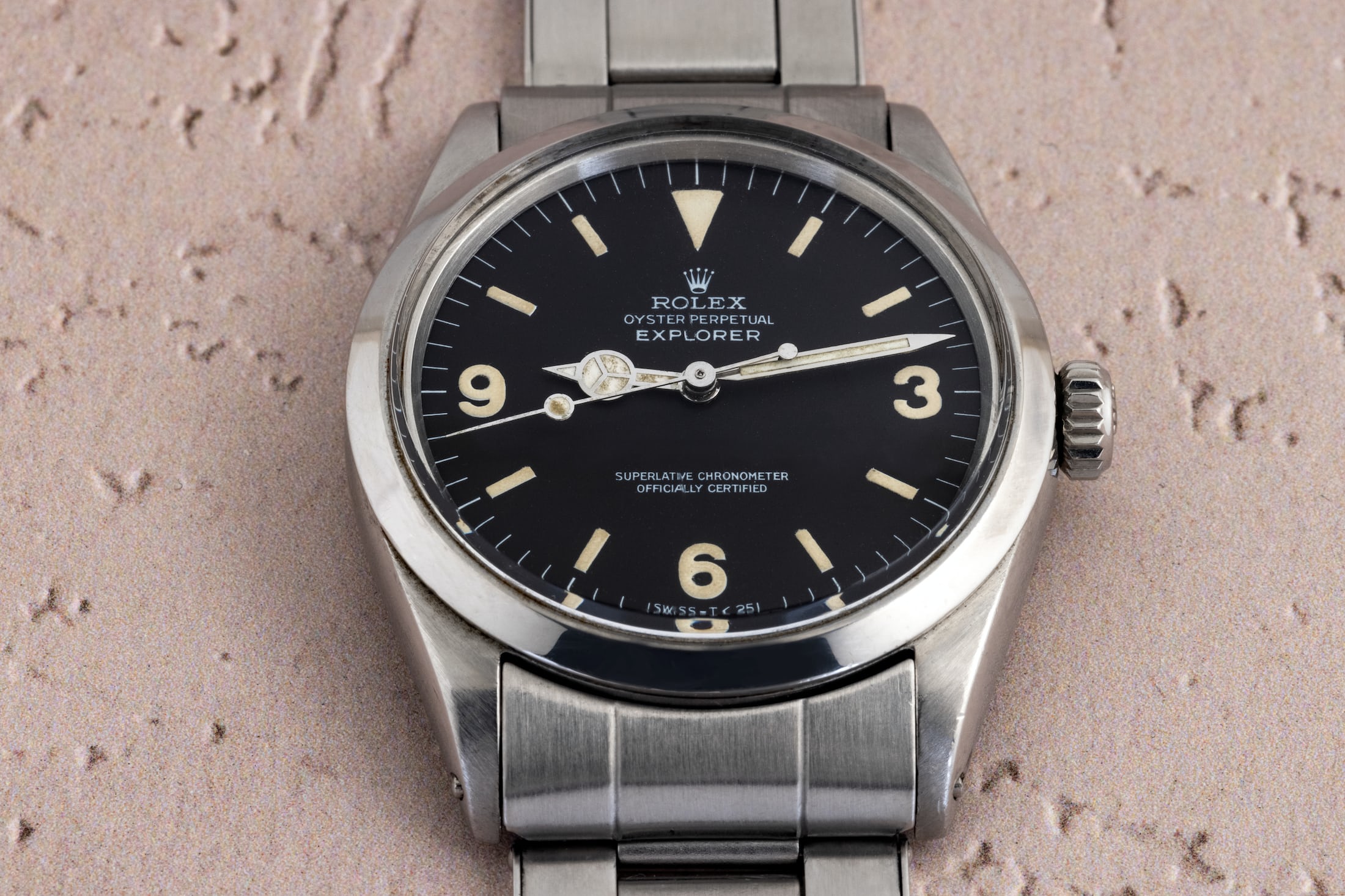 image of Rolex Explorer 1016 with matte dial.