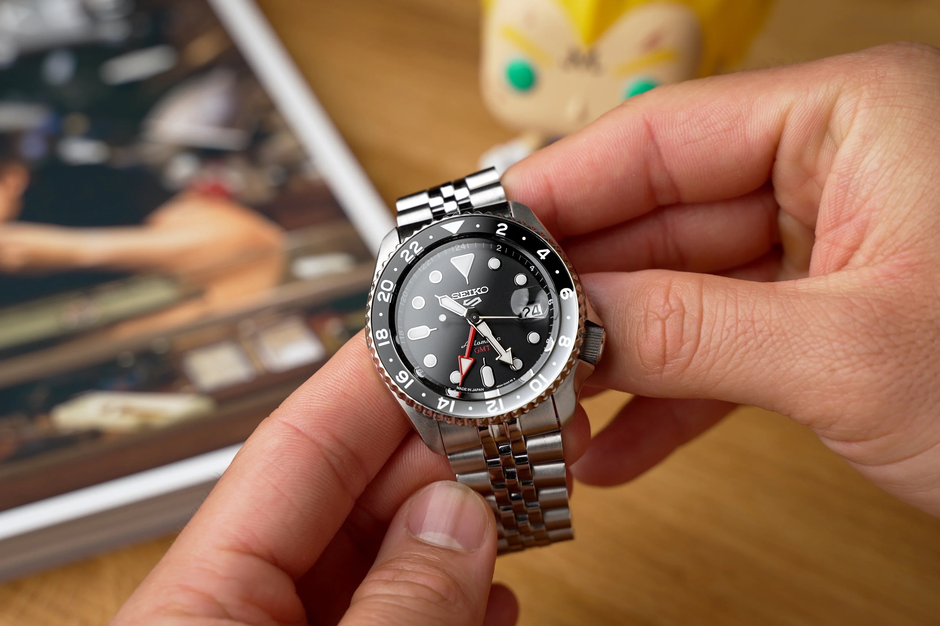 Seiko Presage Sharp Edged GMT Akebono Limited Edition