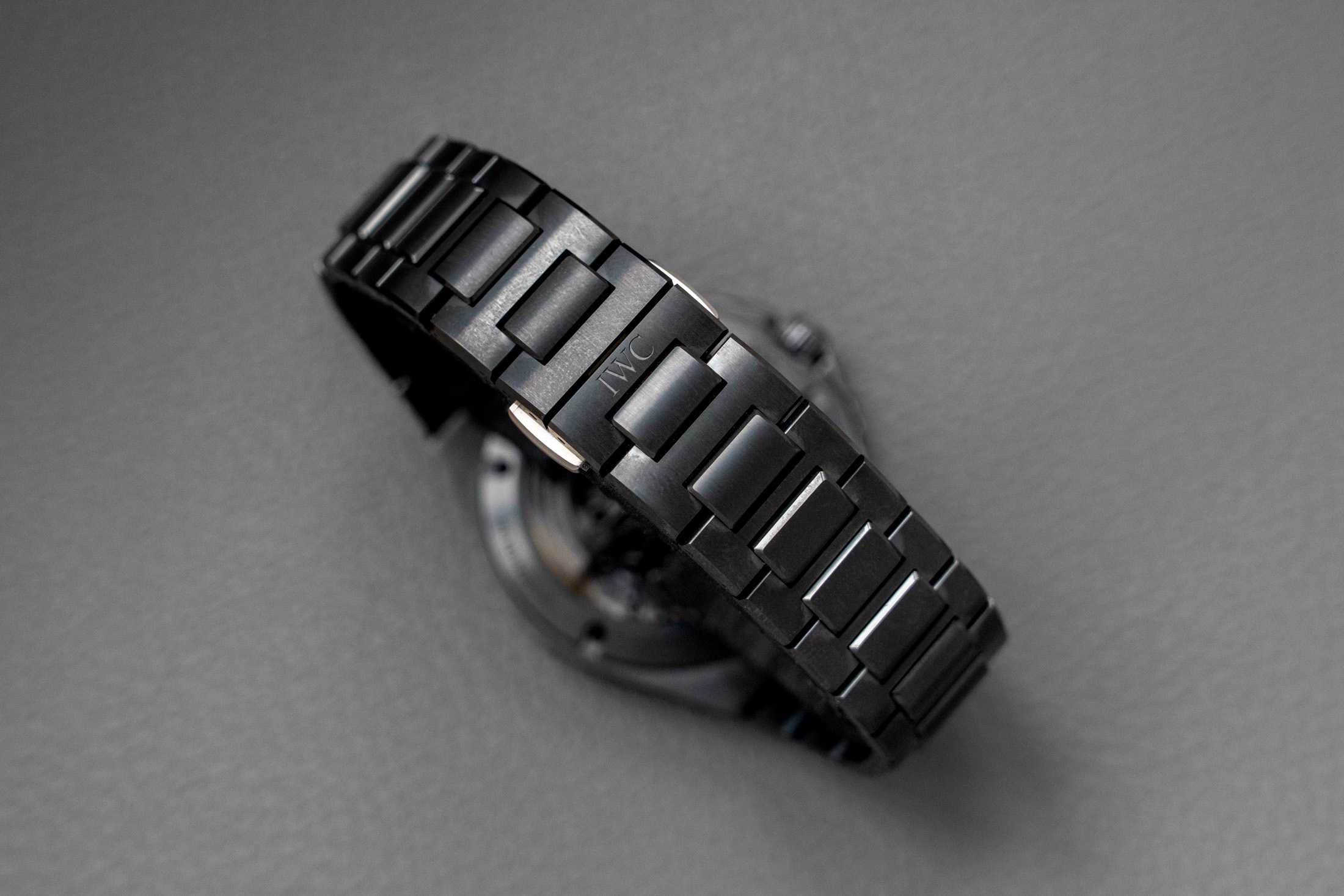 IWC インヂュニア・オートマティック 42 ブラックセラミックのブレスレット