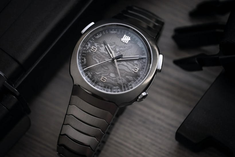 H. MOSER STREAMLINER CHRONOGRAPH UNDEFEATED