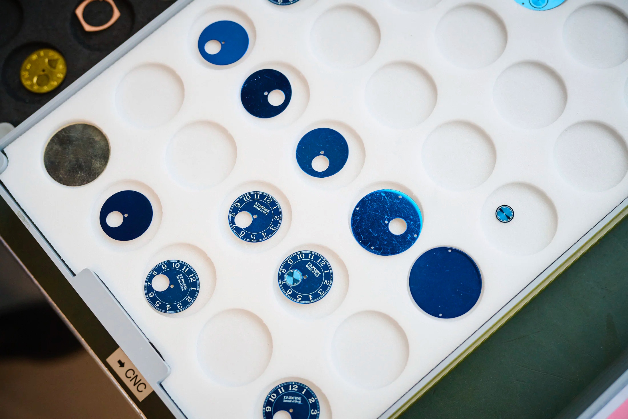 Chronometre Bleu dials