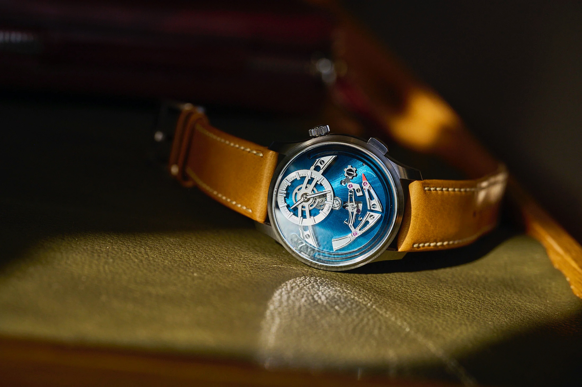 C1 Bel Canto sitting on a table